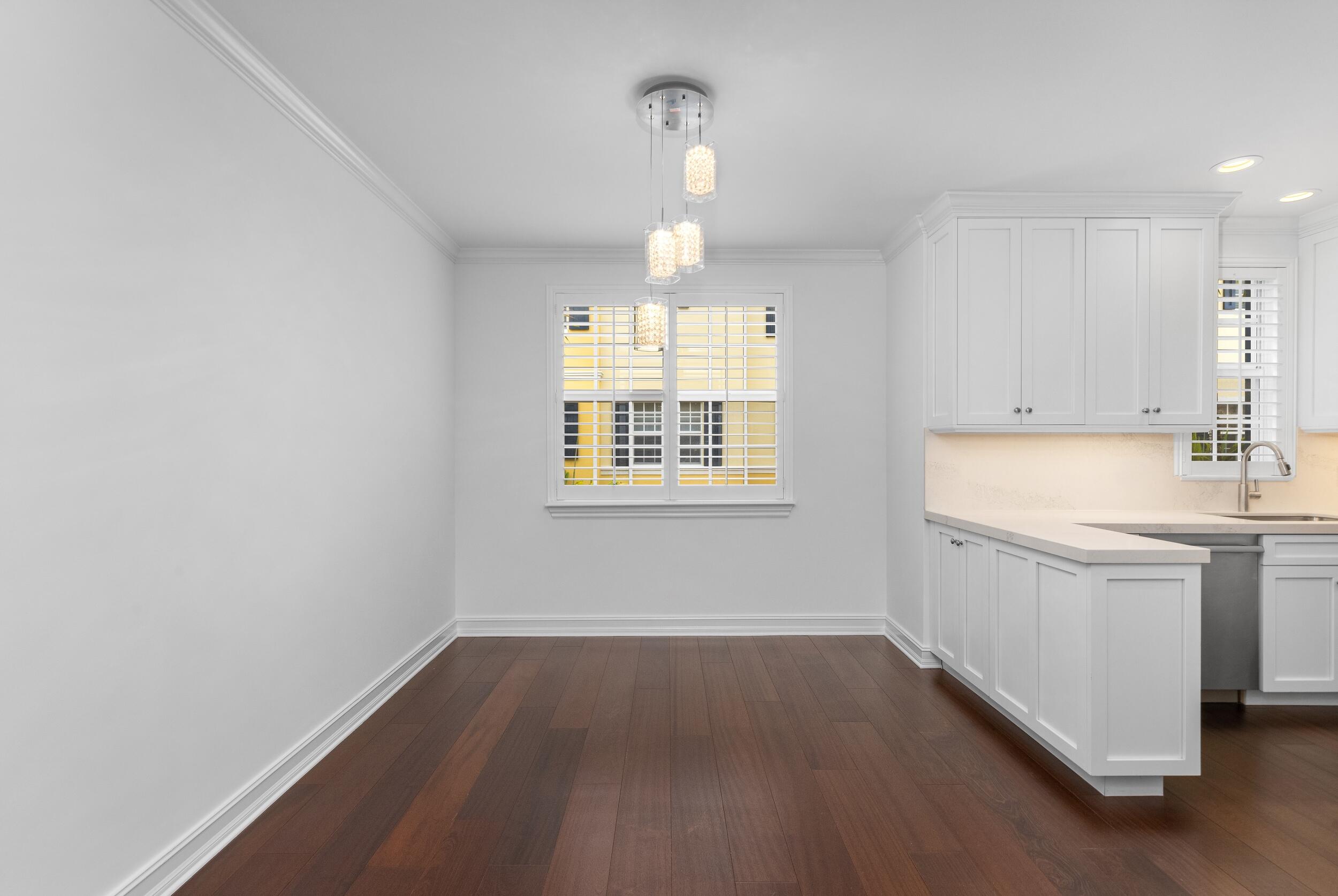 317 S Bromeliad Property Photo 4
