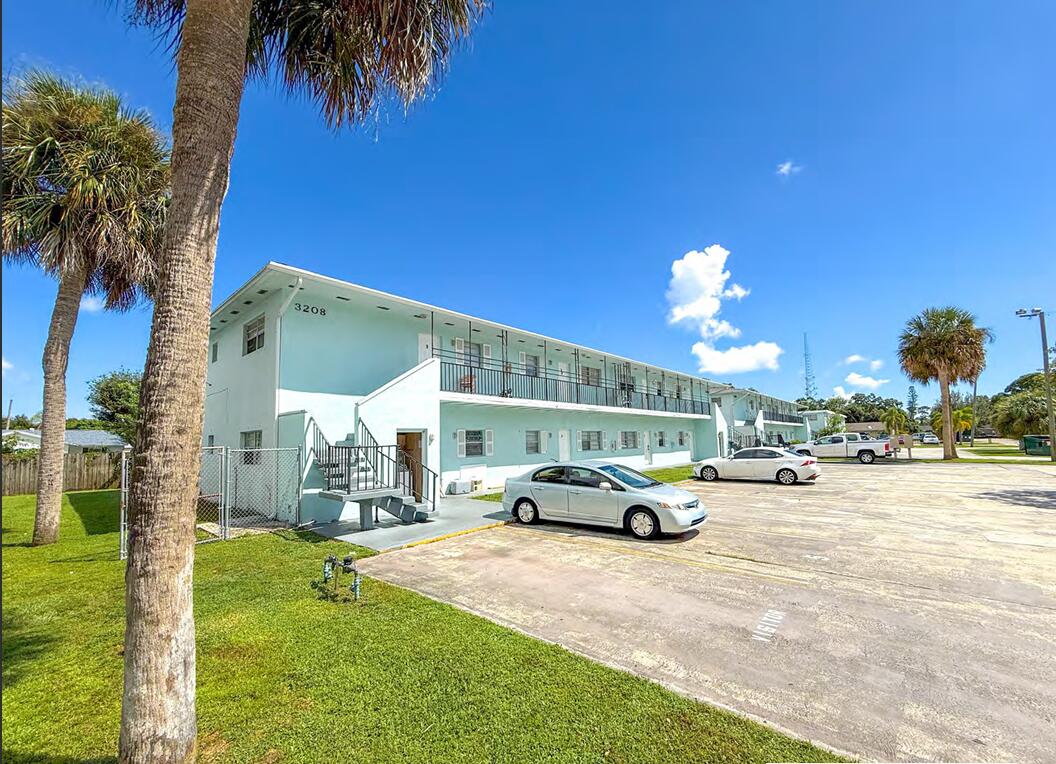 3208 Louisiana Avenue Property Photo 1