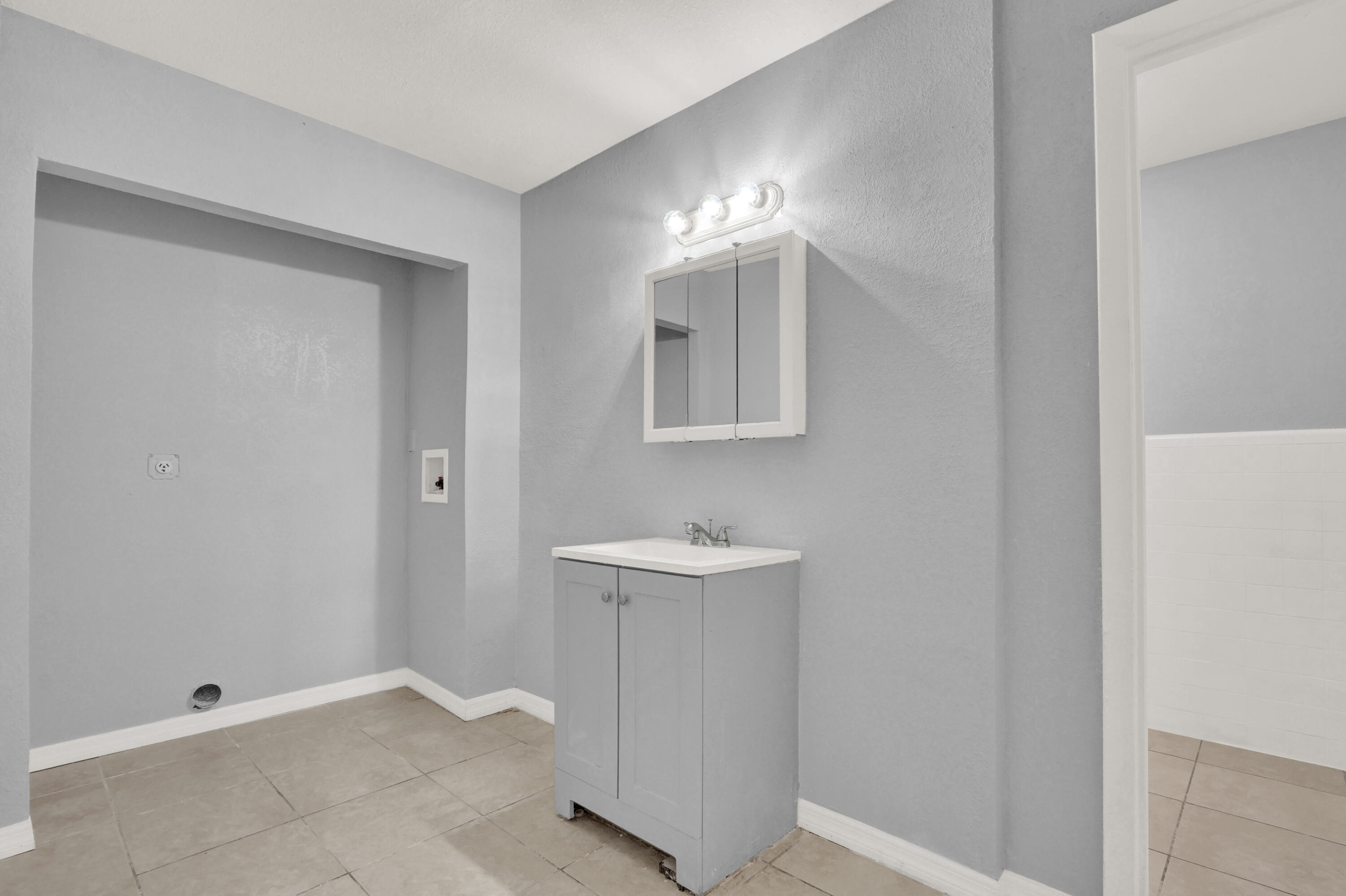 3208 Louisiana Avenue Property Photo 8