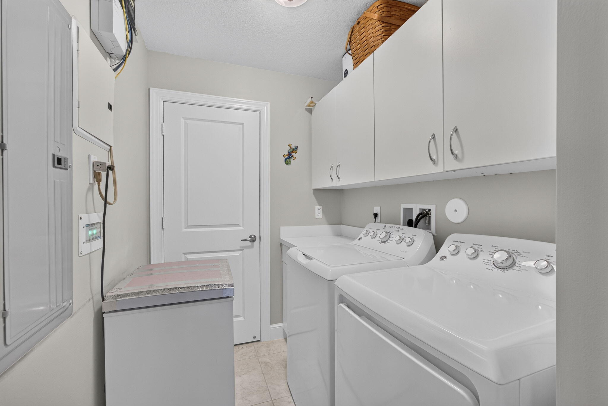 1013 Bay Colony Drive S Property Photo 20