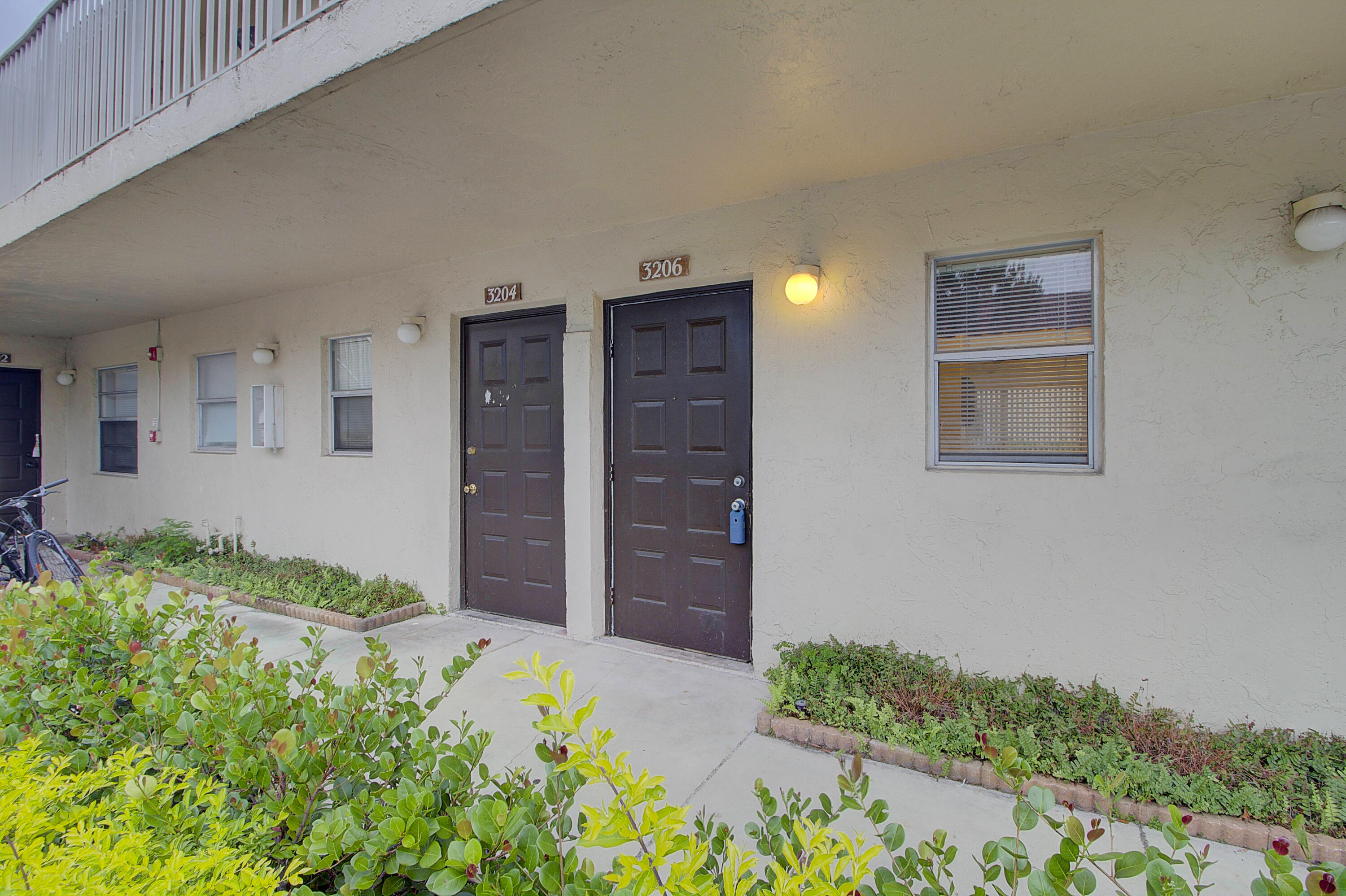 3206 Sw Coral Ridge Drive 3206 Property Photo 2