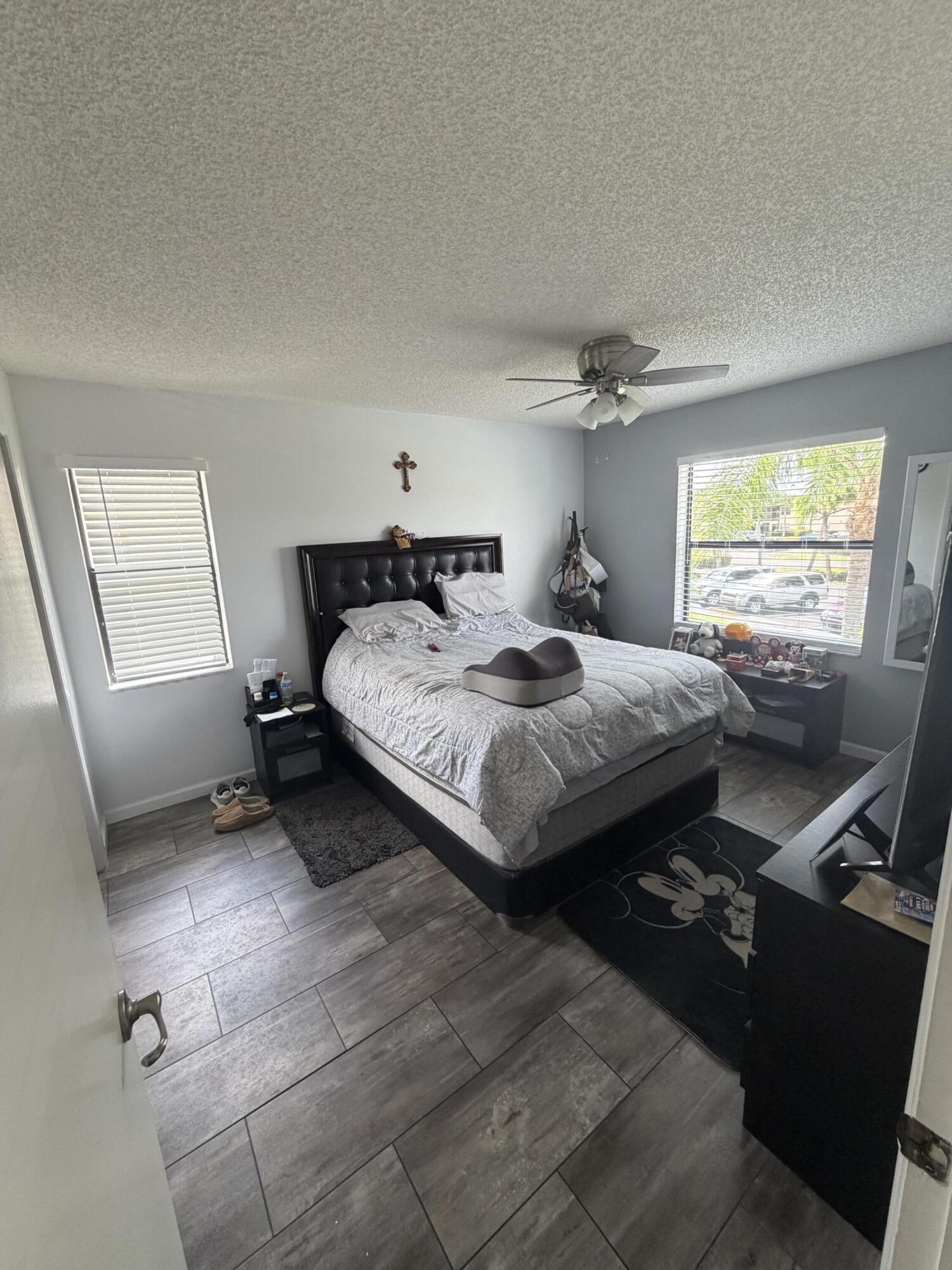 7161 Golf Colony Court 201 Property Photo 6