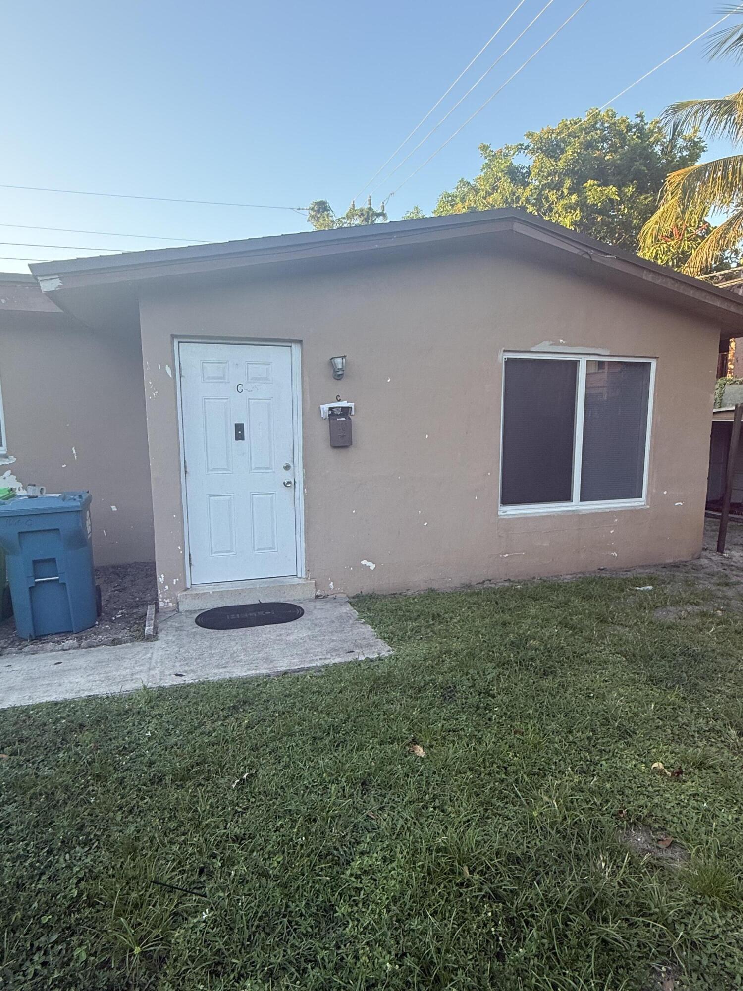 1608 Nw 58th Terrace C Property Photo 5
