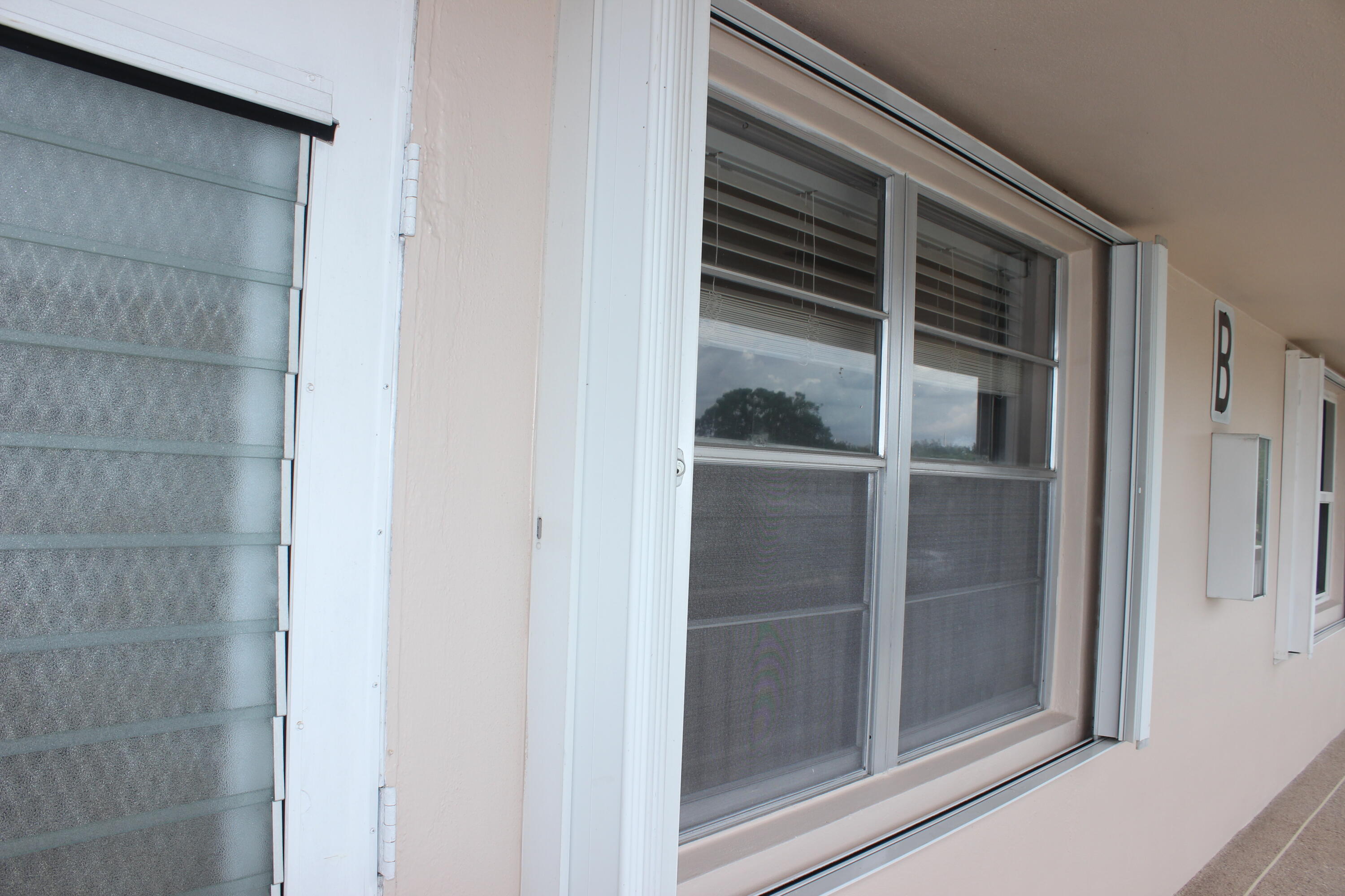 35 Somerset B 35 Property Photo 5