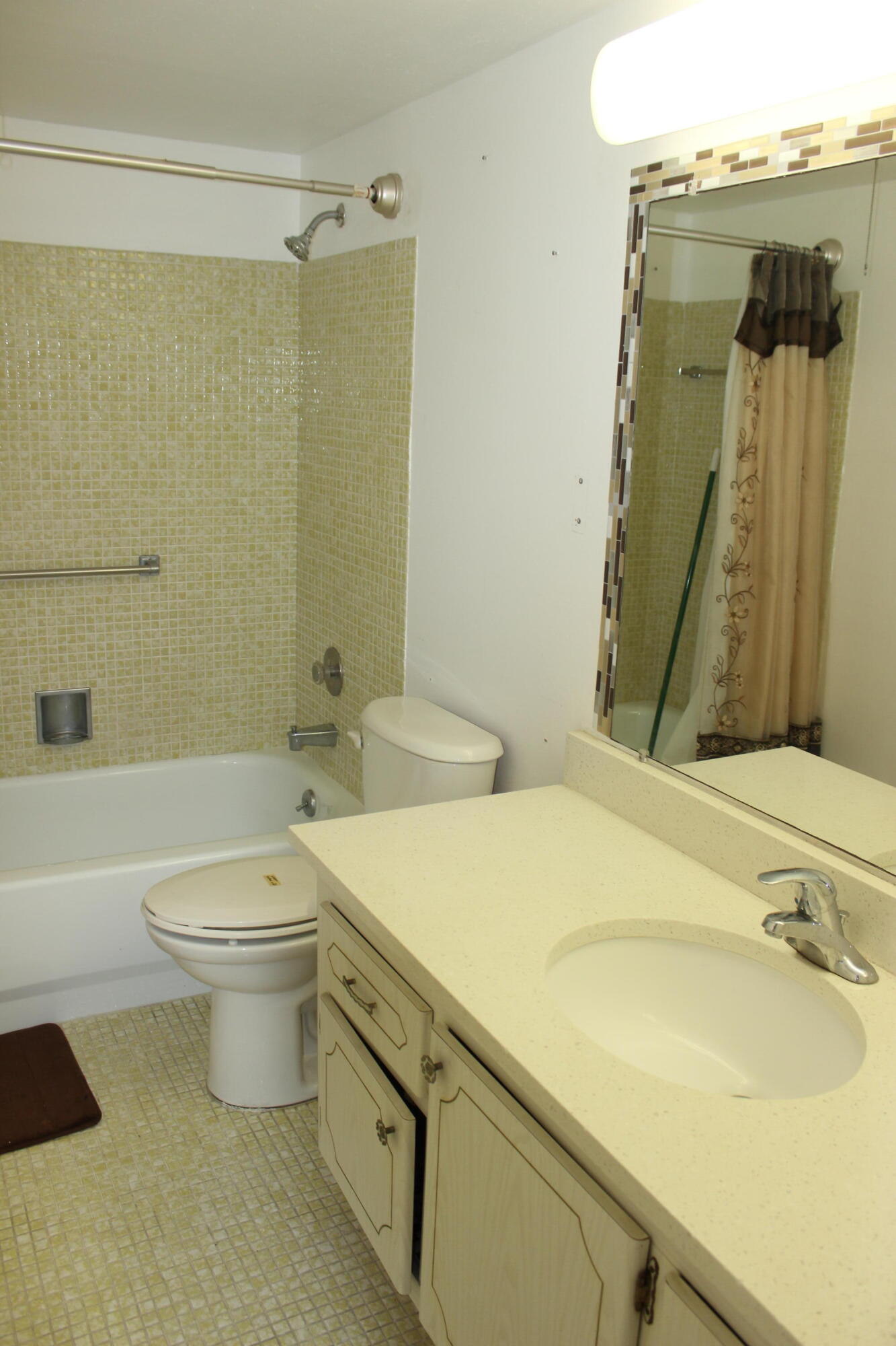 35 Somerset B 35 Property Photo 14