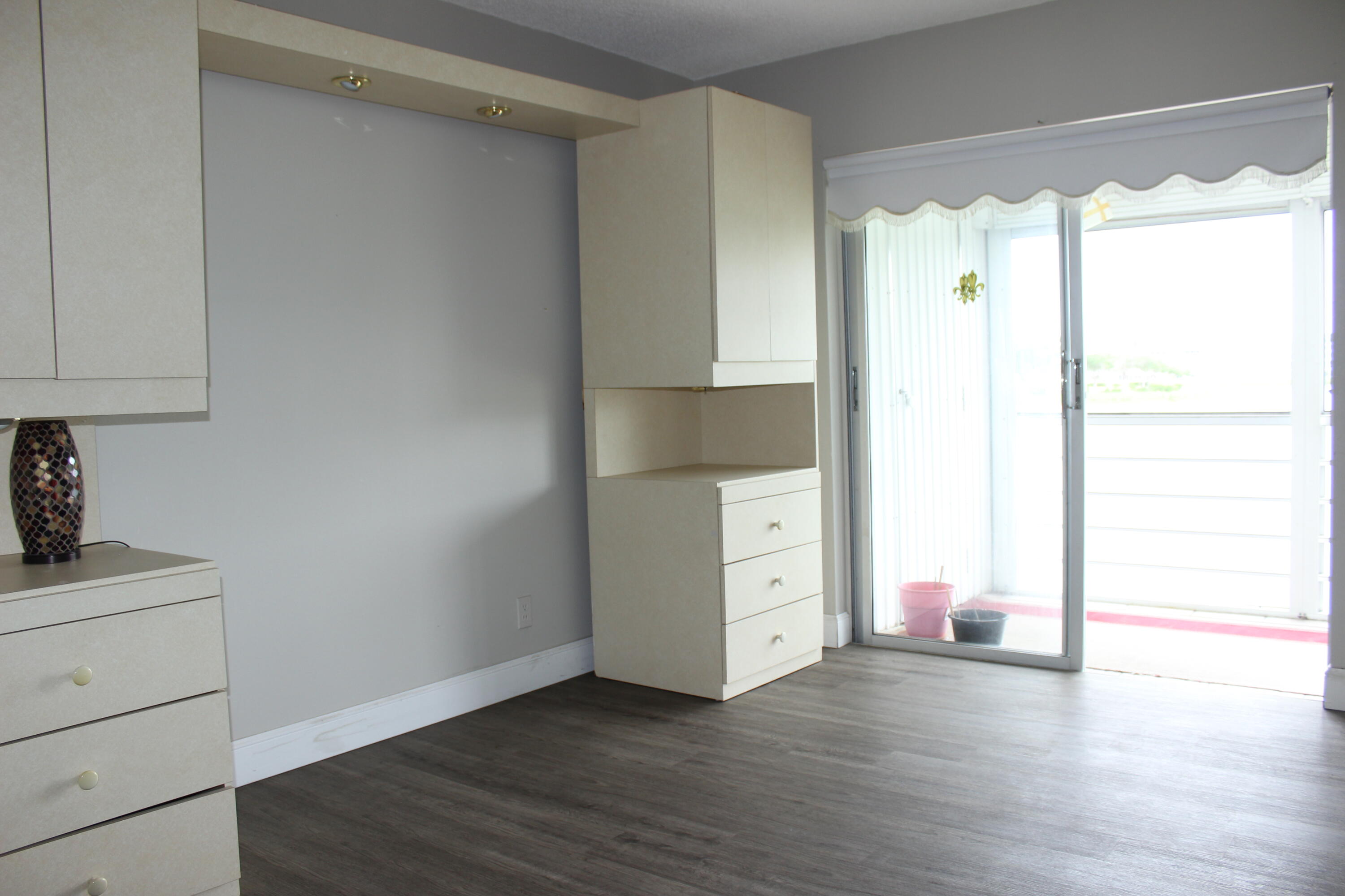 35 Somerset B 35 Property Photo 19