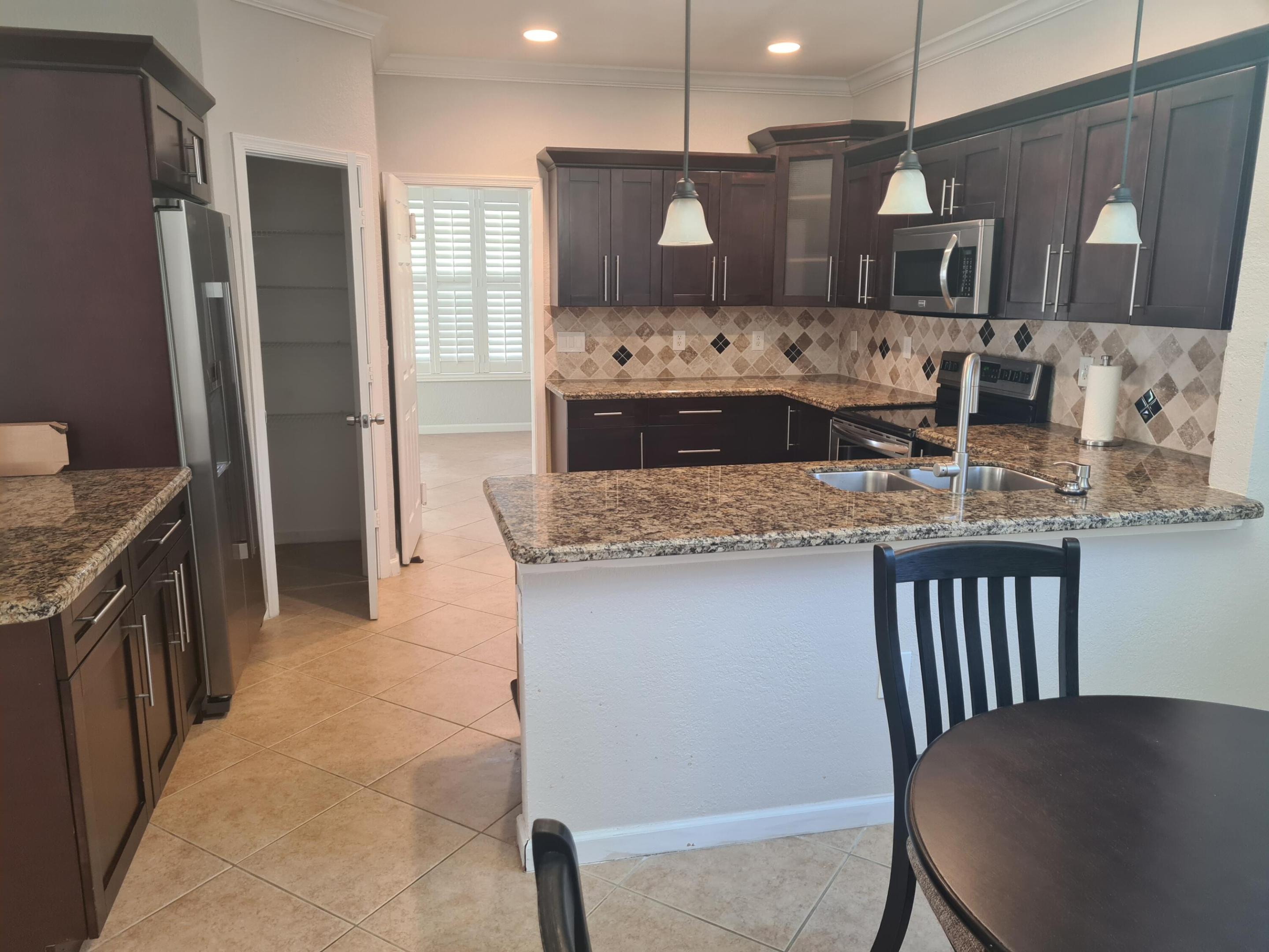 1445 E Bexley Park Drive Property Photo 11