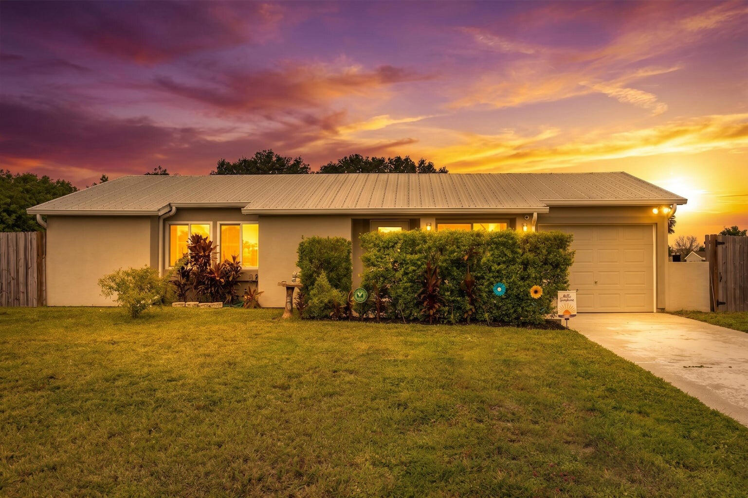 3312 Sw Ensley Court Property Photo 1