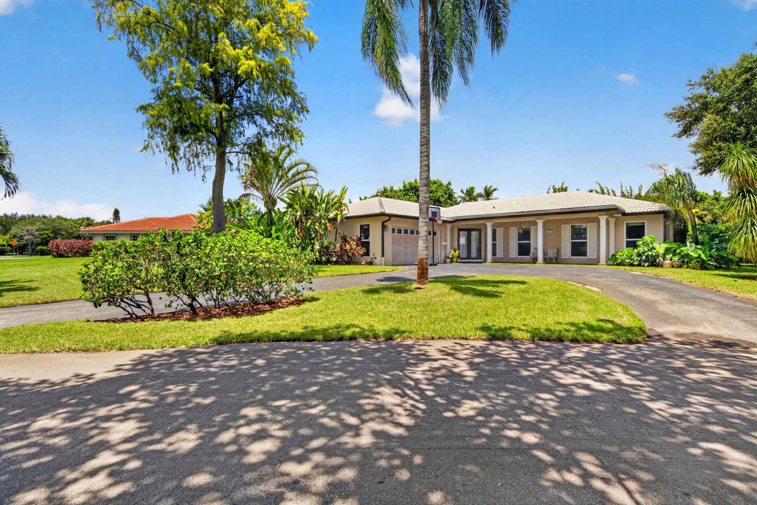 9404 NW 37TH Court
