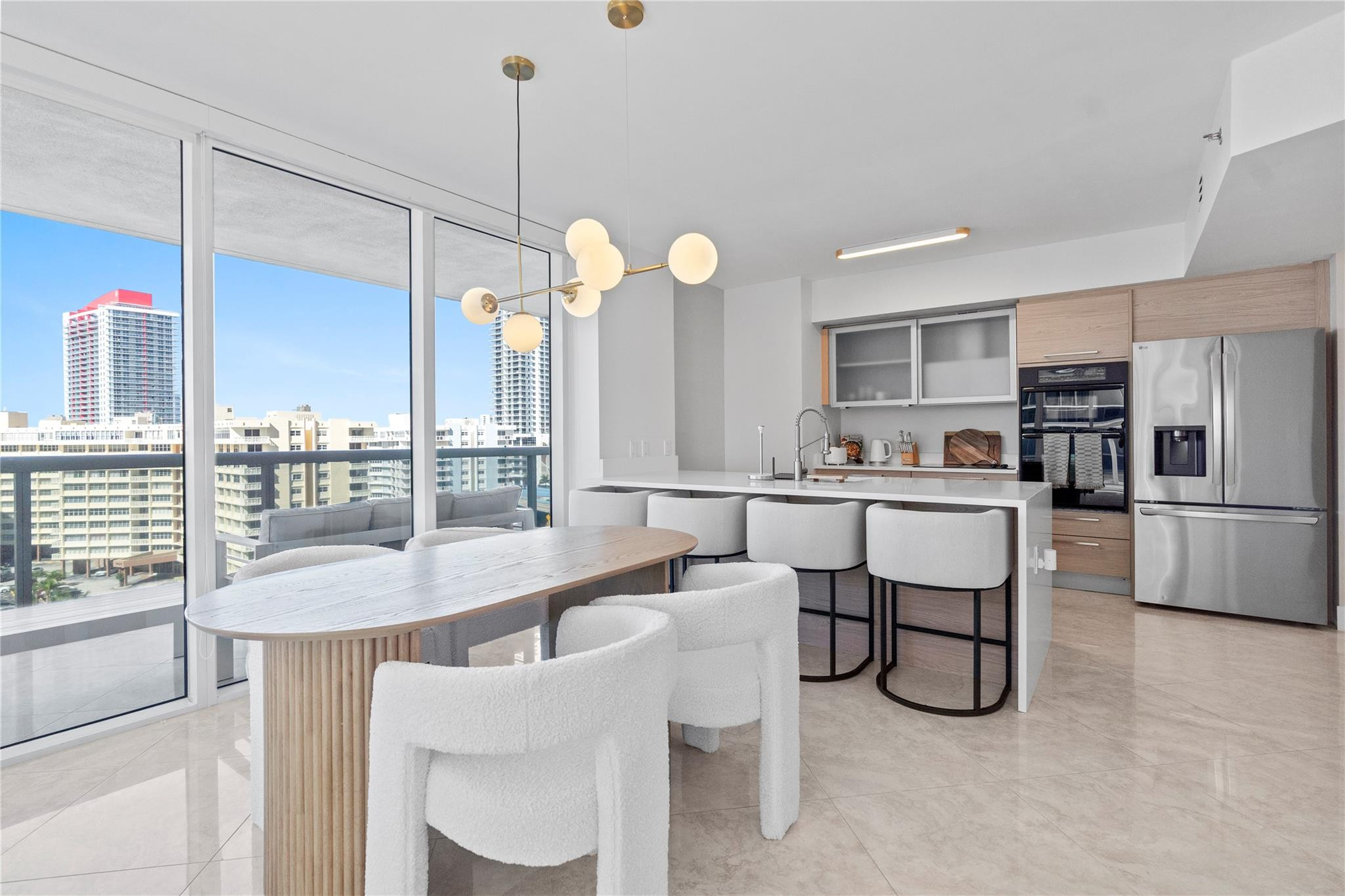 1830 S Ocean Drive 1006 Property Photo 13