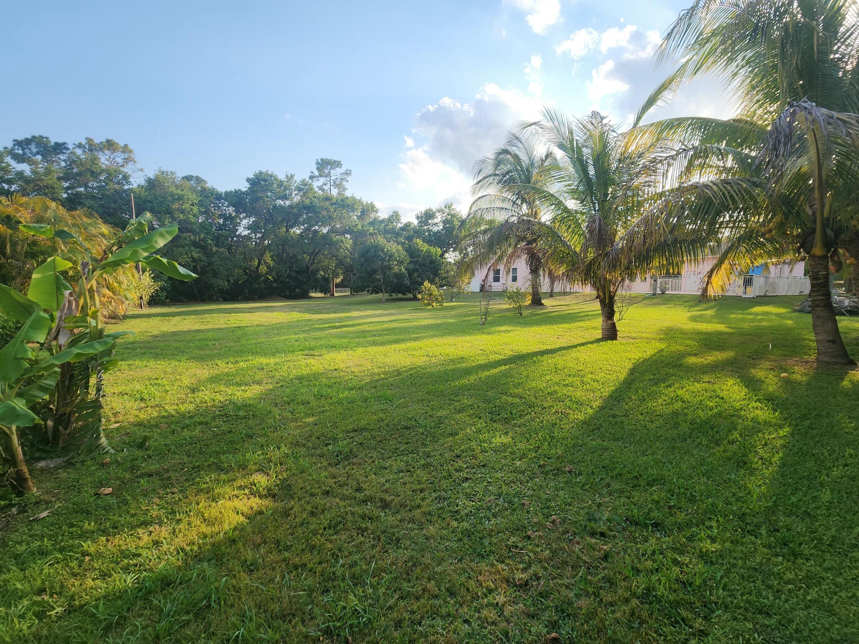 16975 83rd Place N Property Photo 11