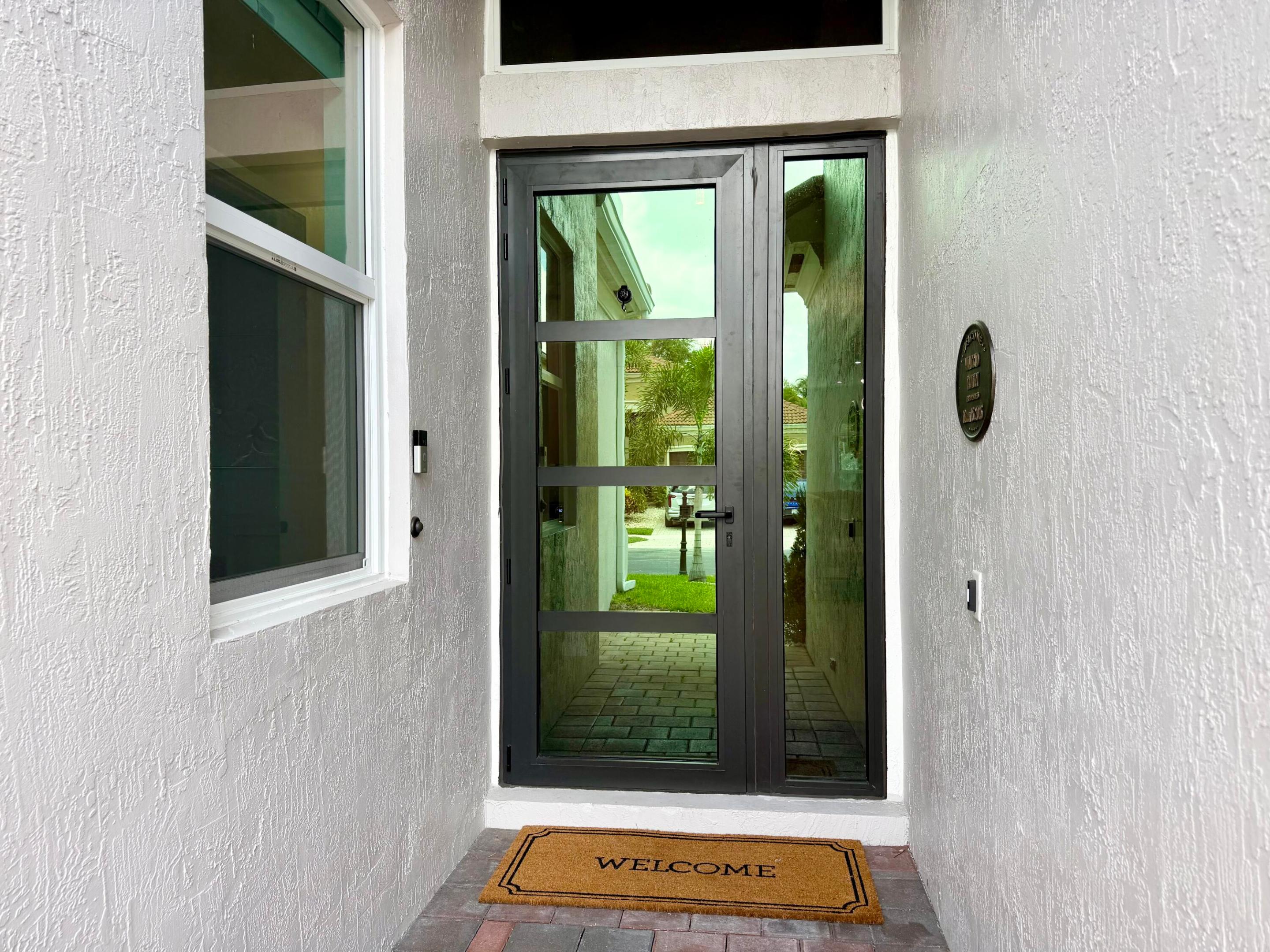 5725 Via De La Plata Circle Property Photo 3