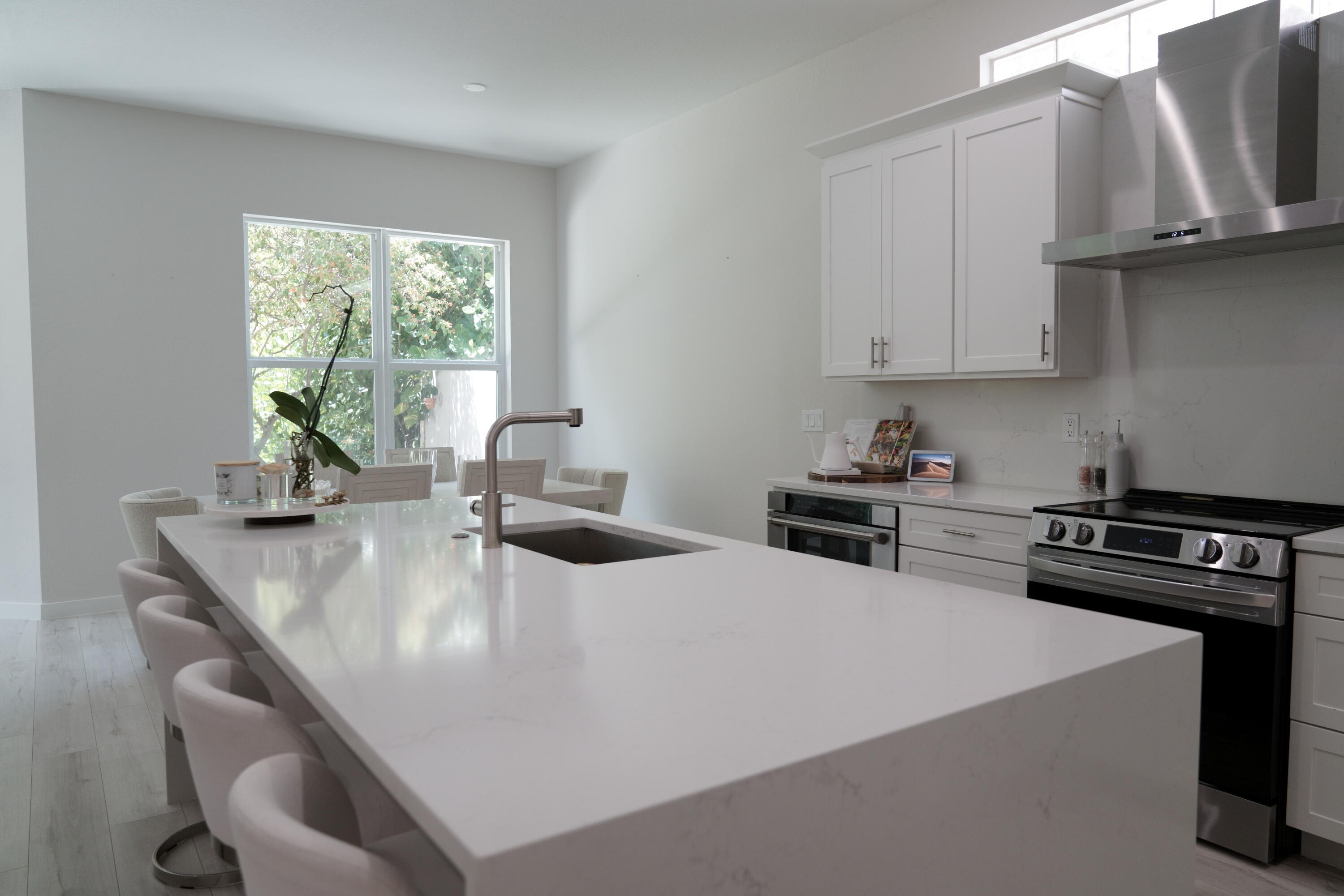5725 Via De La Plata Circle Property Photo 7