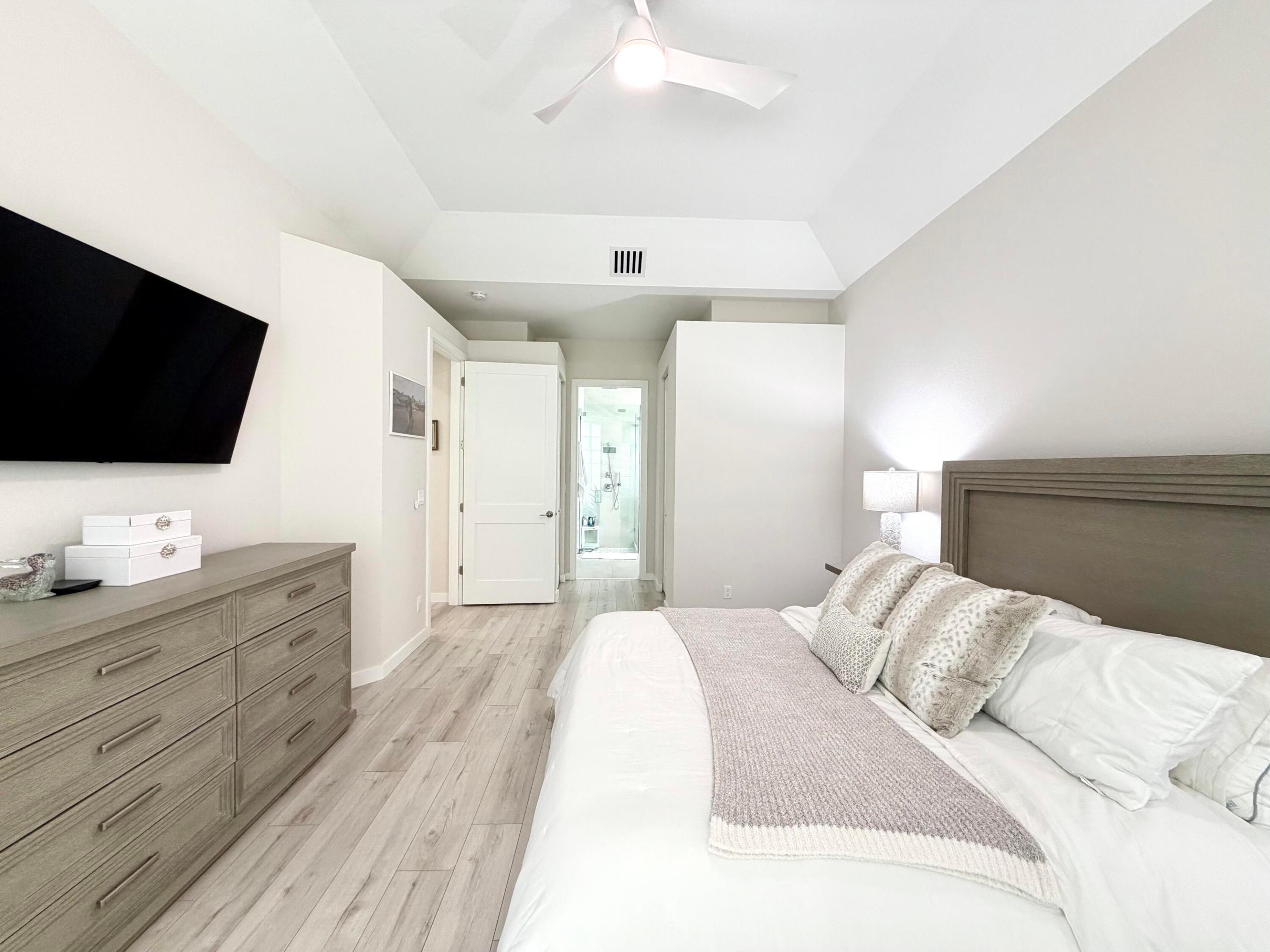 5725 Via De La Plata Circle Property Photo 16