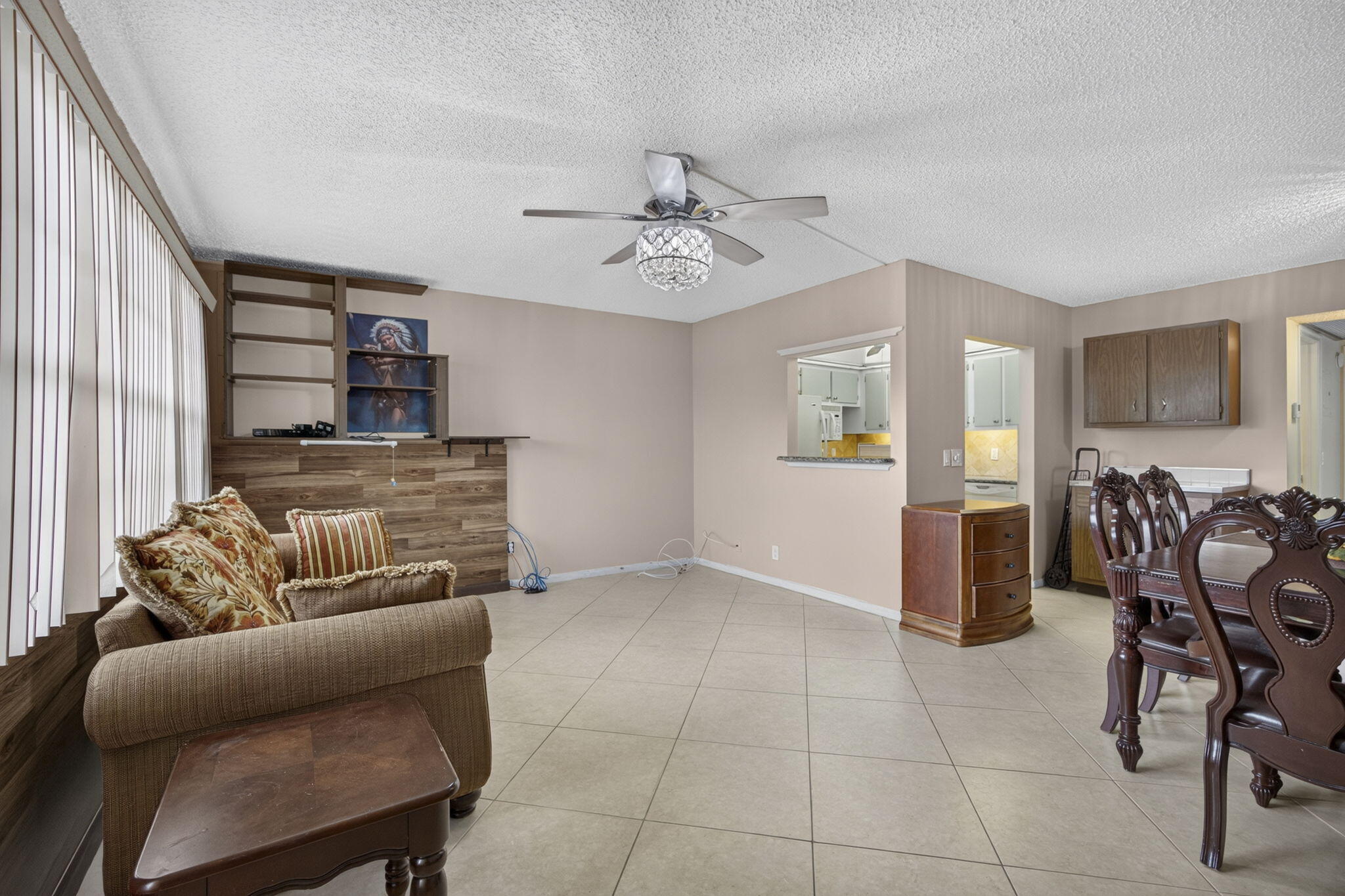 456 Southampton C Property Photo 3