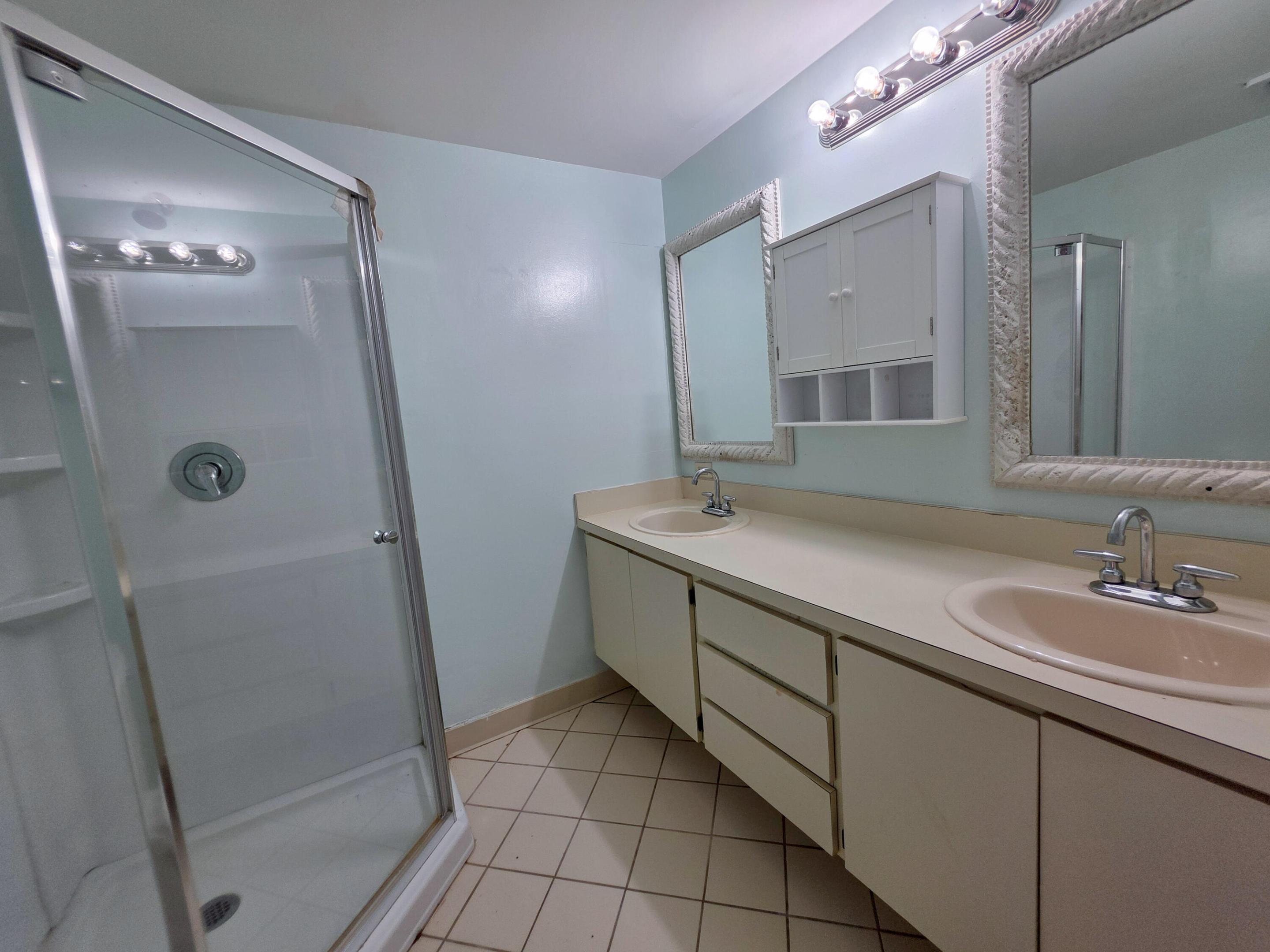 832 Blue Ridge Circle Property Photo 8