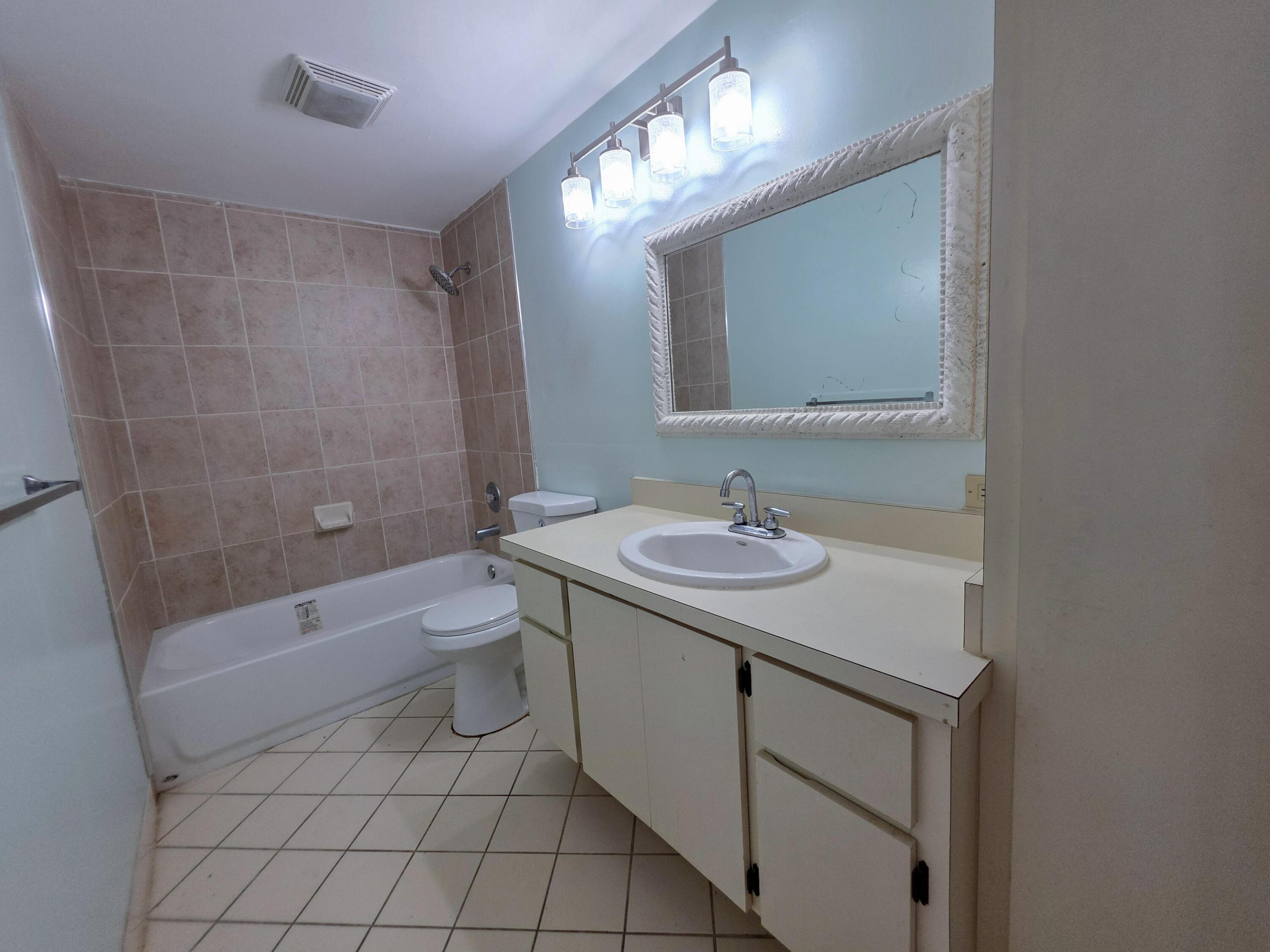 832 Blue Ridge Circle Property Photo 10