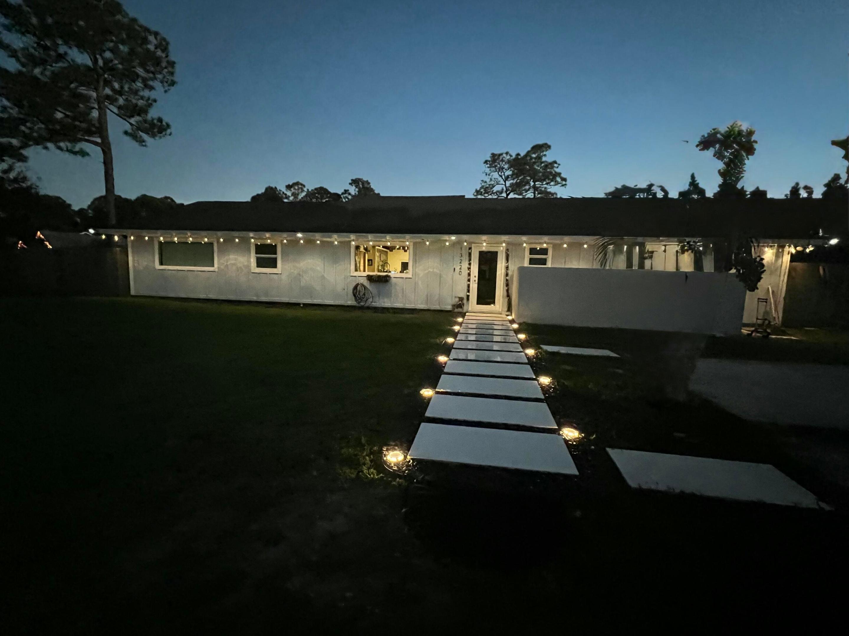 13220 59th Court N Property Photo 1