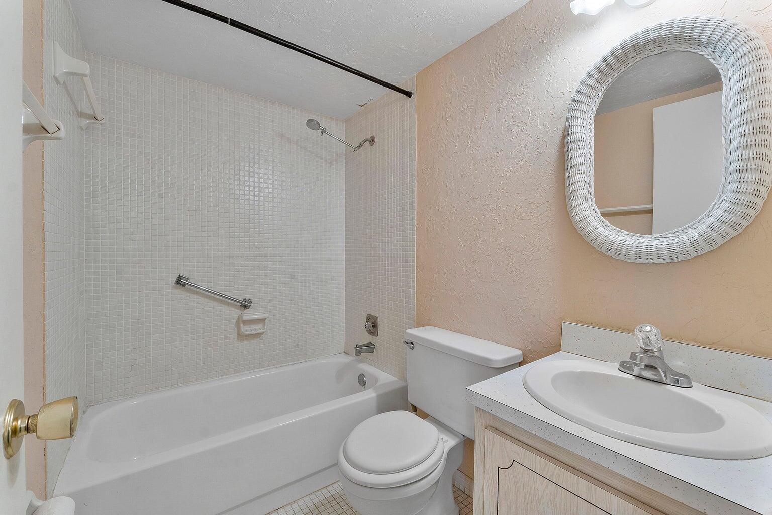 1141 Violet Terrace 101 Property Photo 18