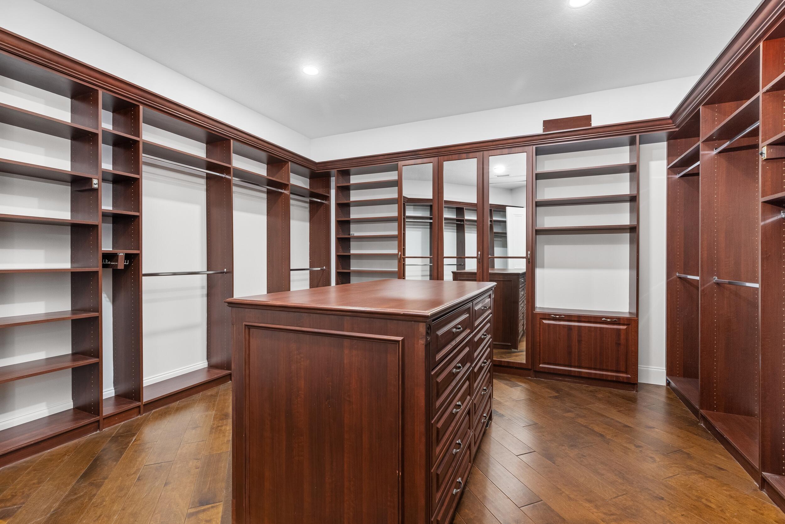 17606 Circle Pond Court Property Photo 15