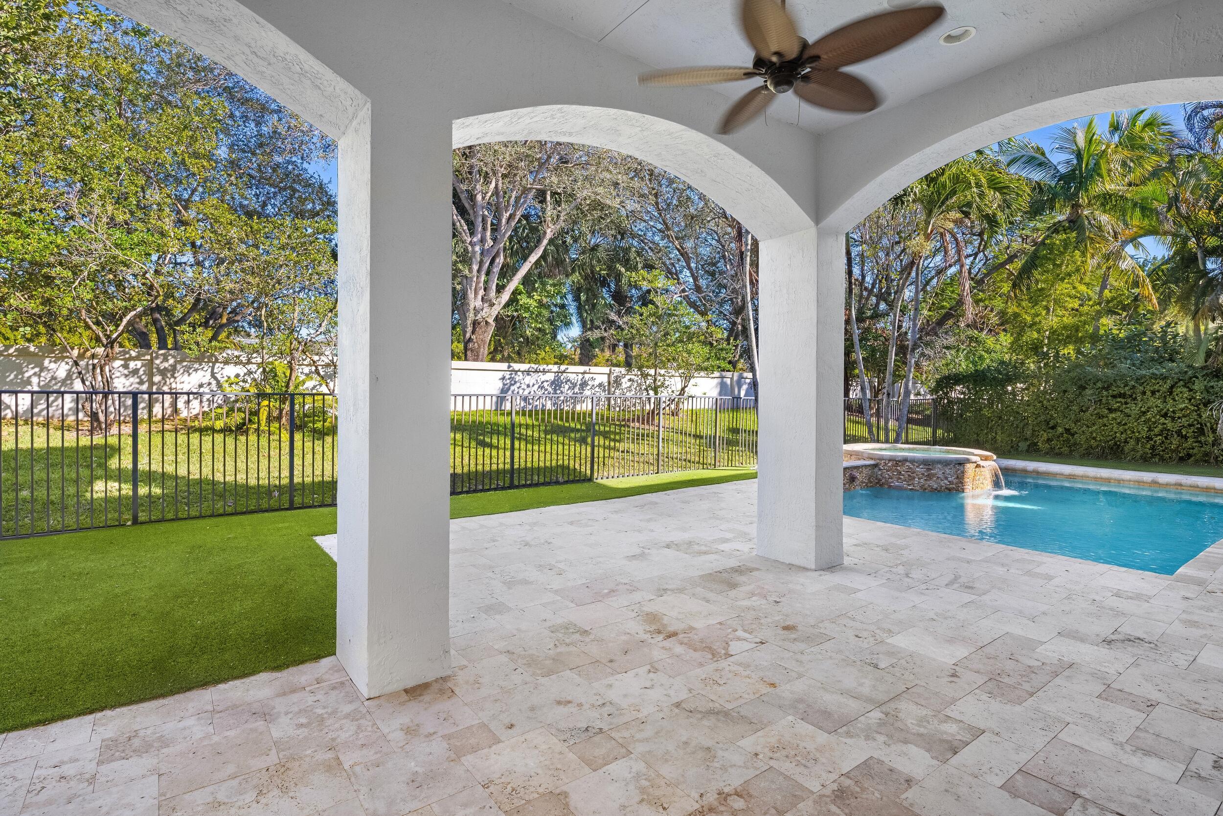 17606 Circle Pond Court Property Photo 16