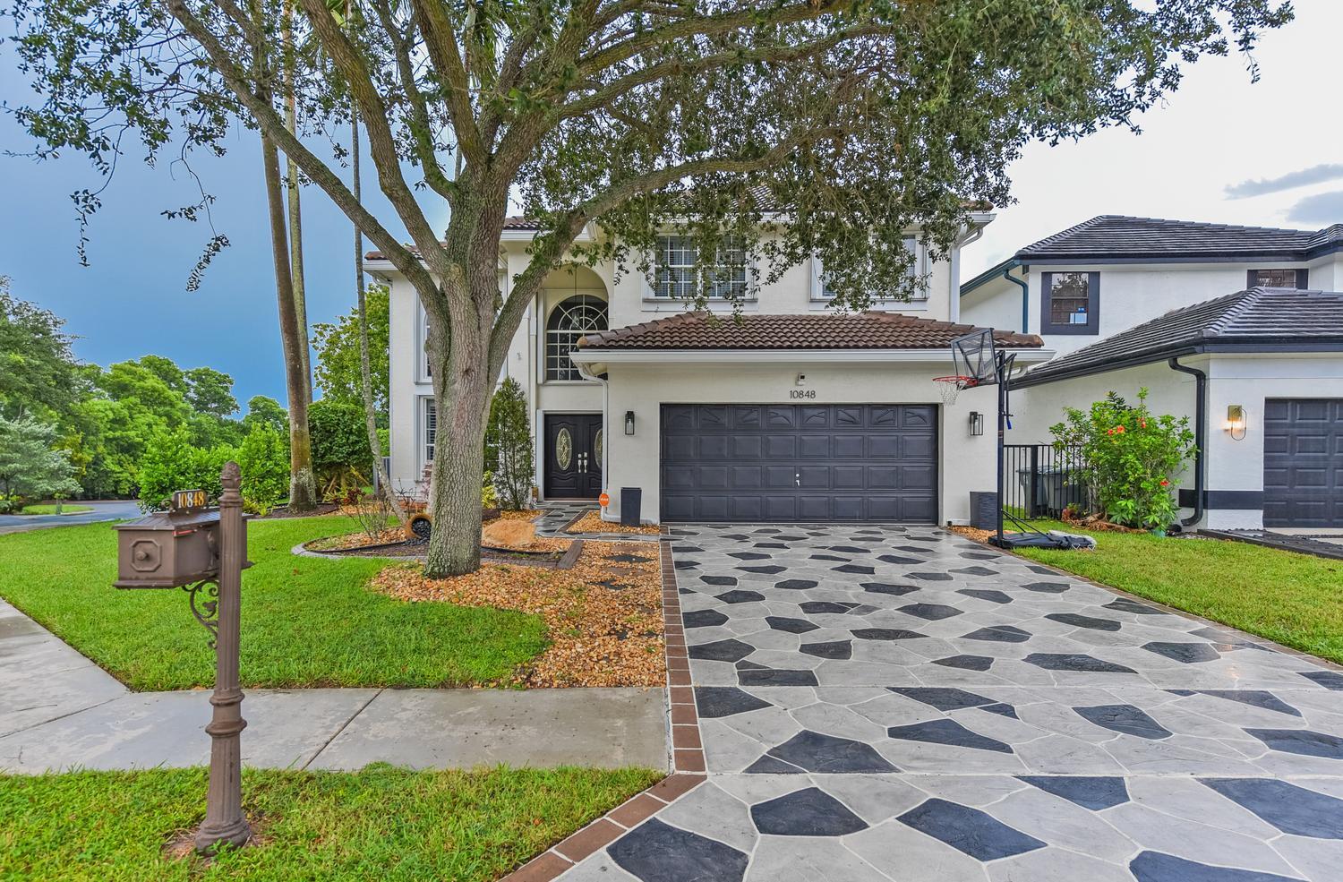 10848 Tamoron Lane Property Photo 1