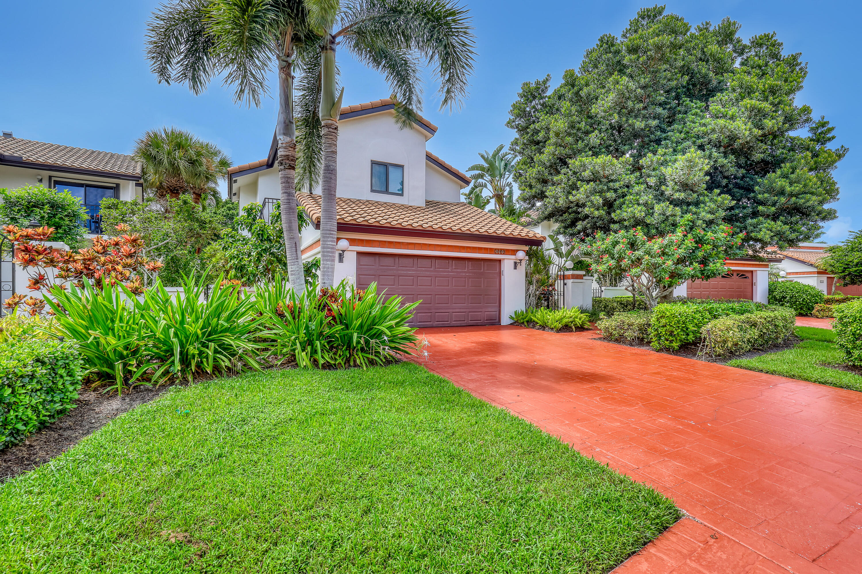 6532 Via Rosa Property Photo 3