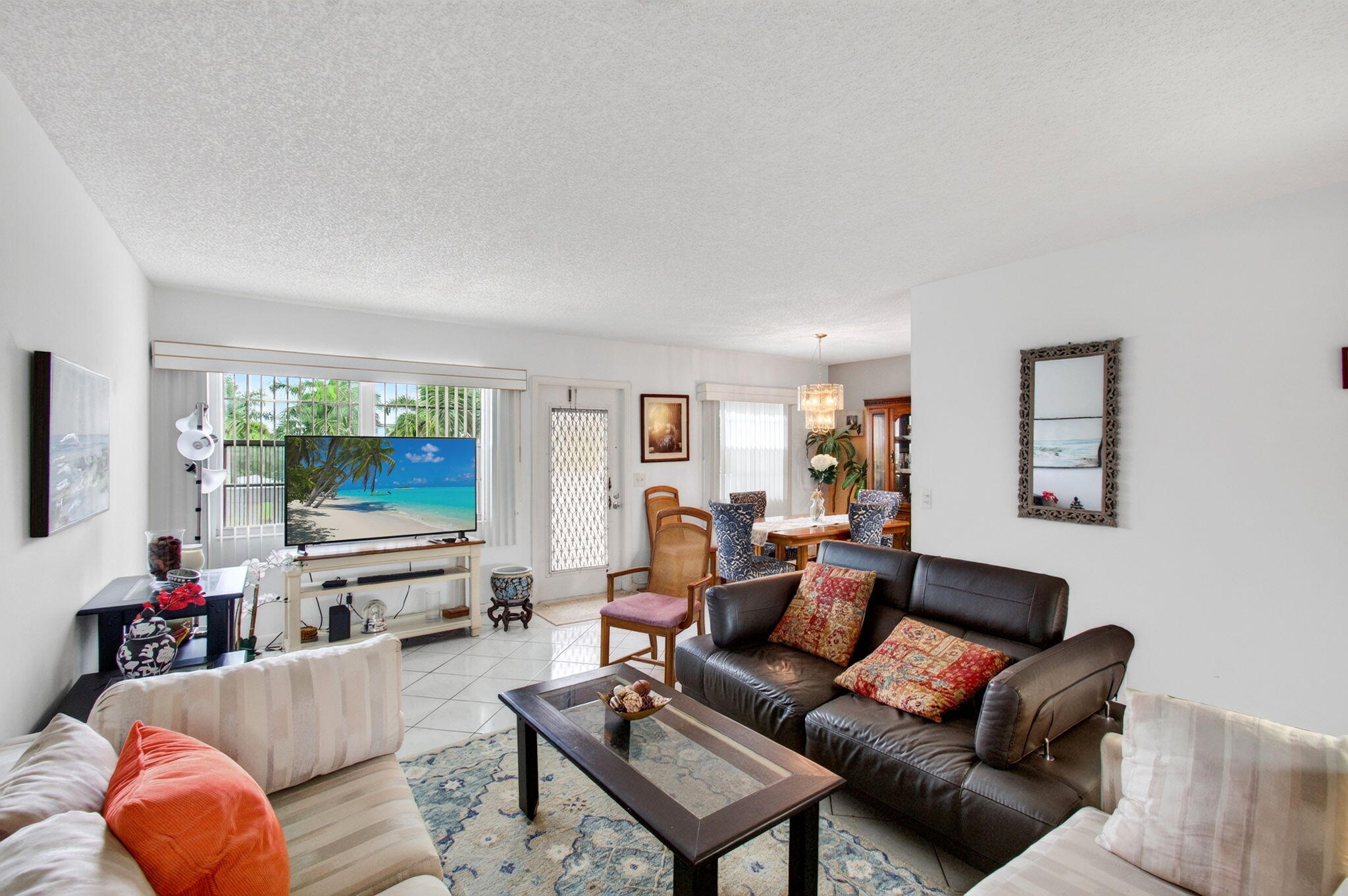 3014 Exeter A Property Photo 5