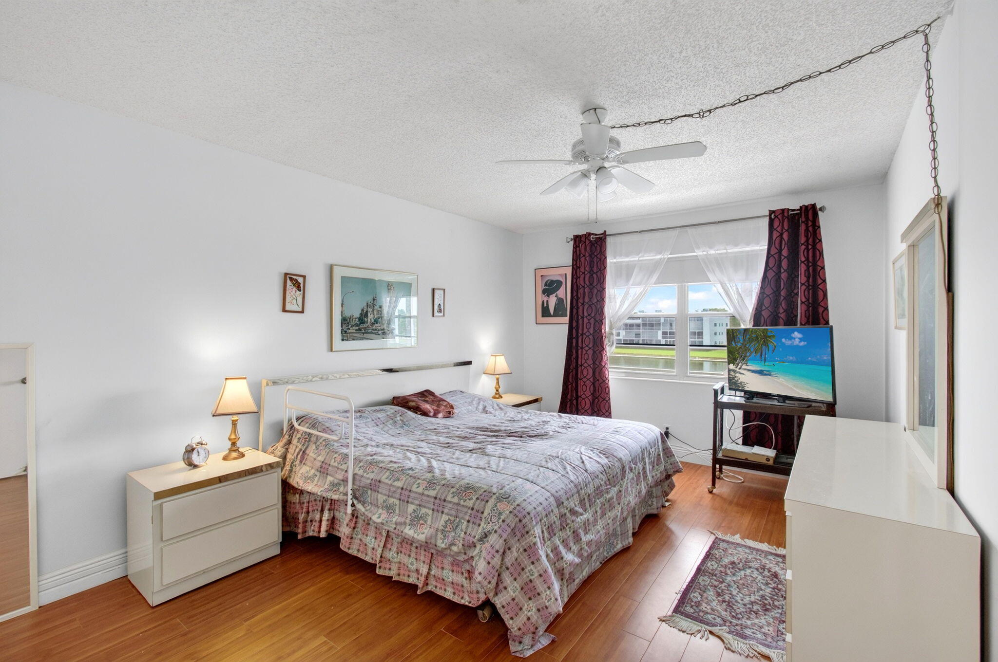 3014 Exeter A Property Photo 18