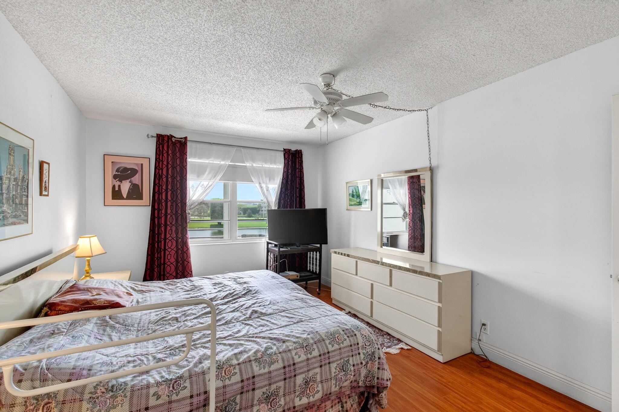 3014 Exeter A Property Photo 20