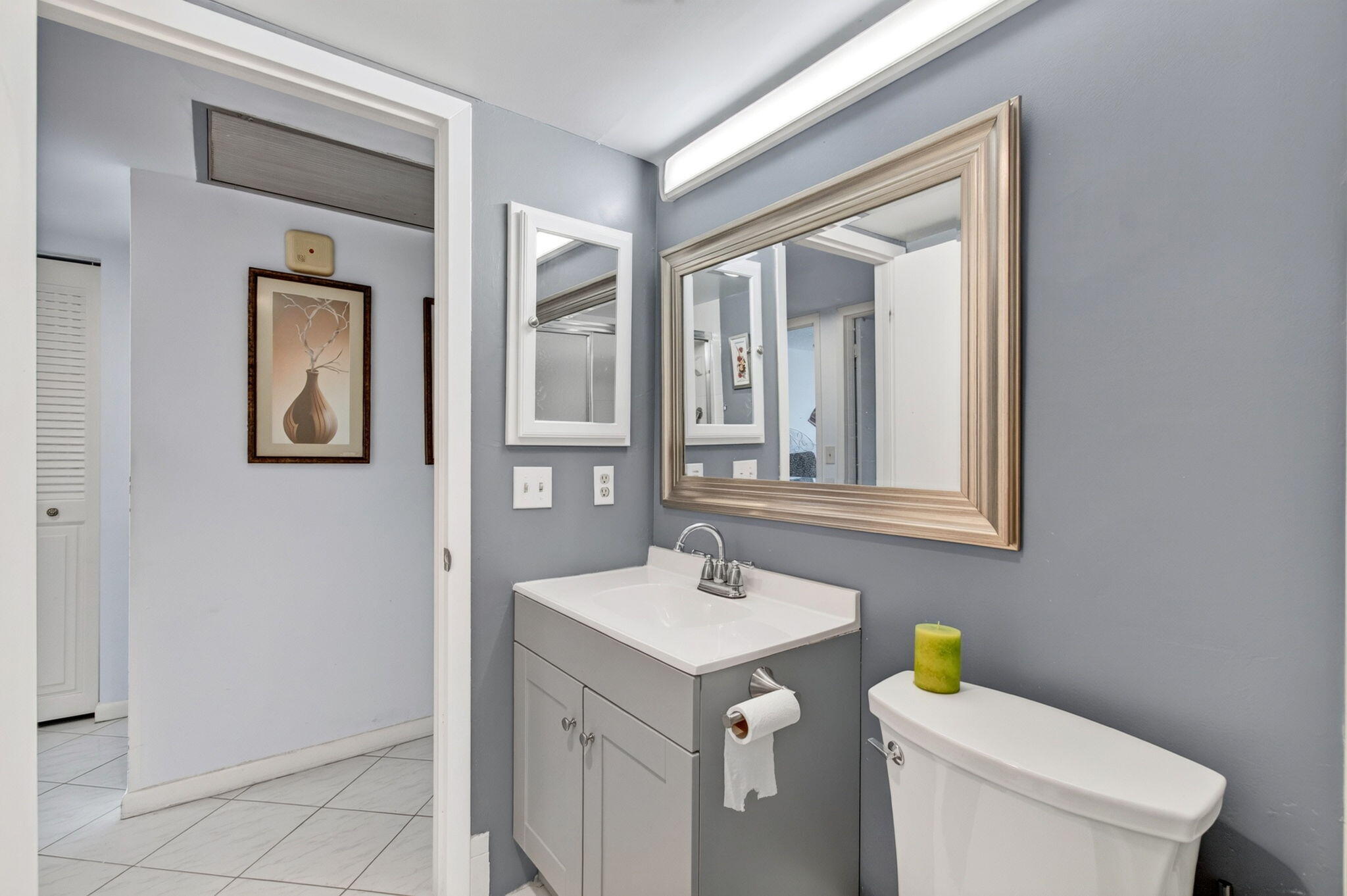 3014 Exeter A Property Photo 27