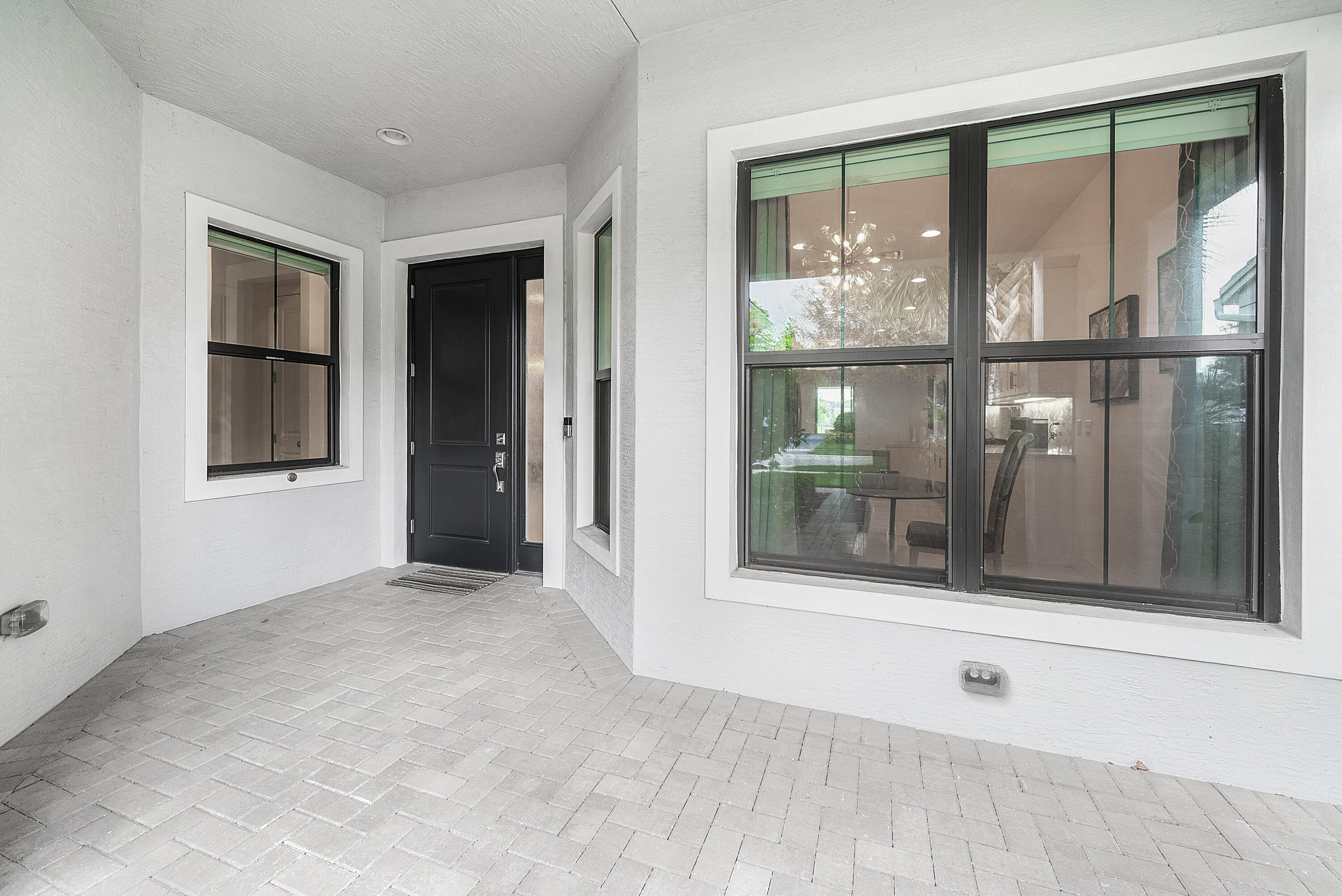 13689 Artisan Circle Property Photo 10