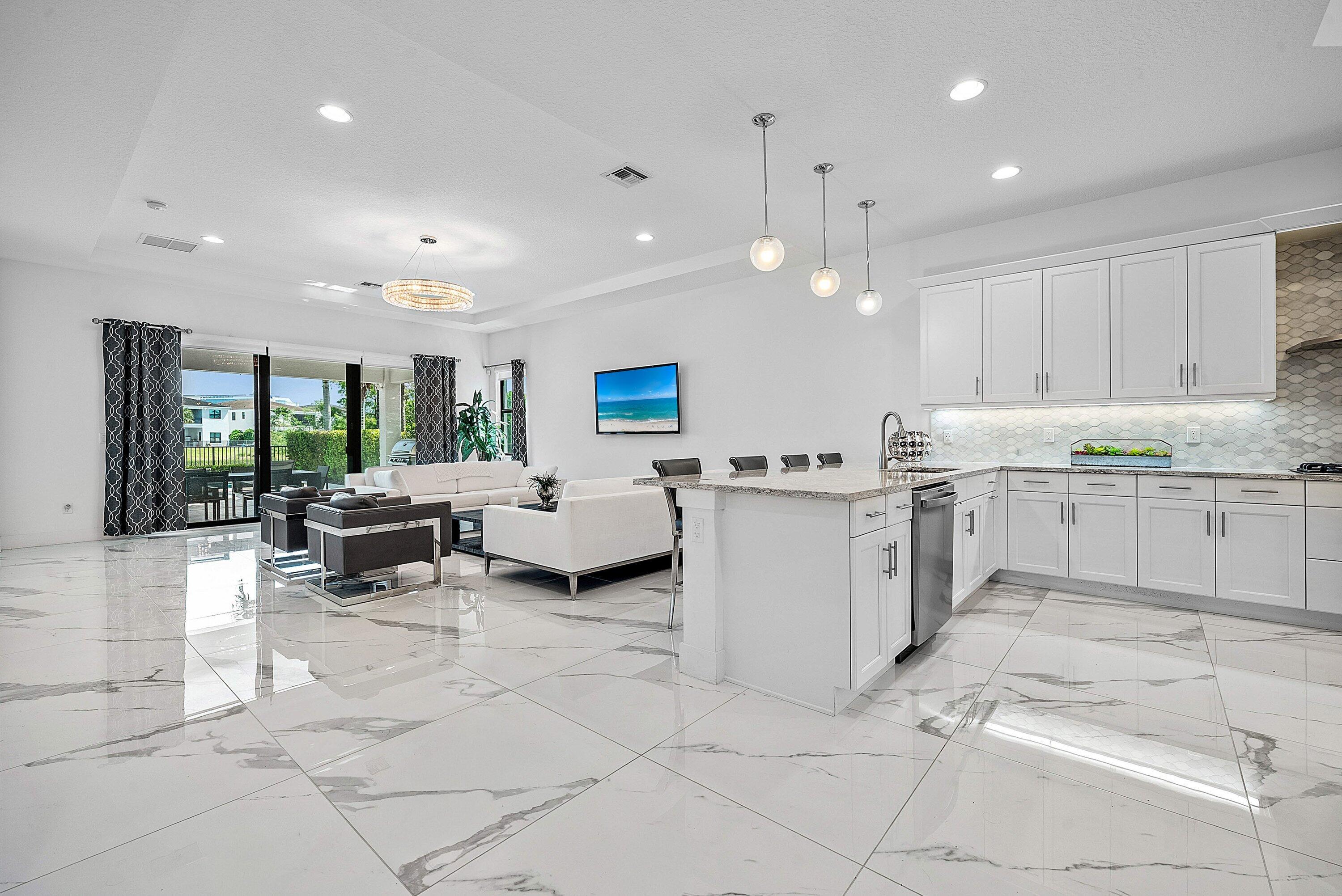 13689 Artisan Circle Property Photo 11