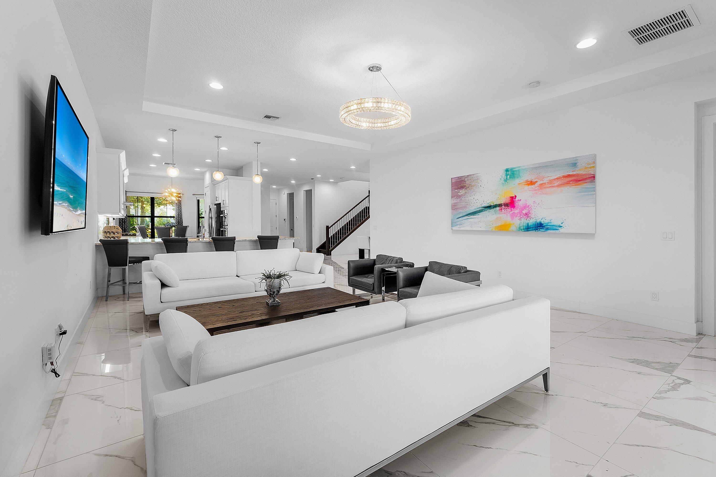 13689 Artisan Circle Property Photo 17