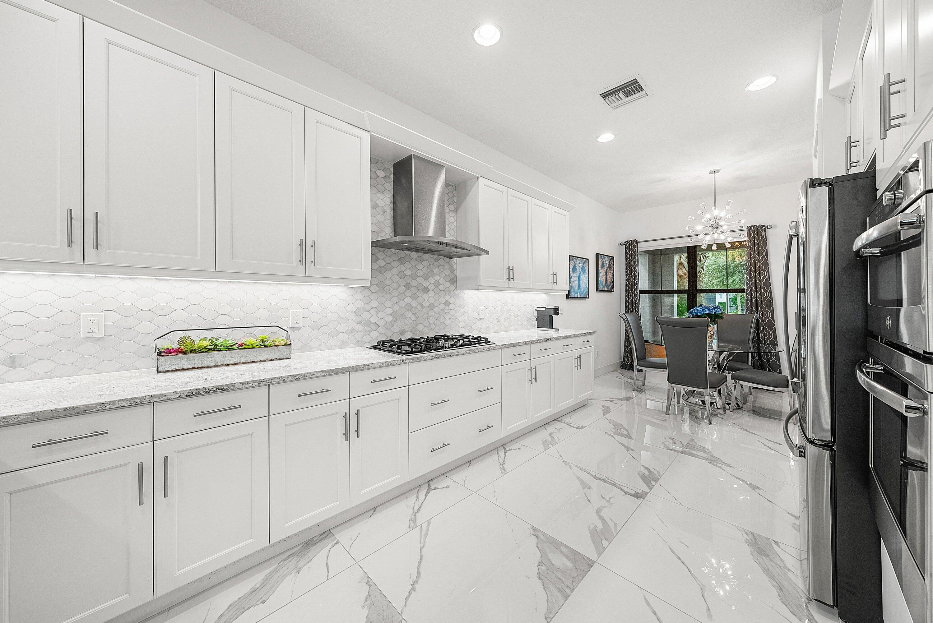 13689 Artisan Circle Property Photo 35