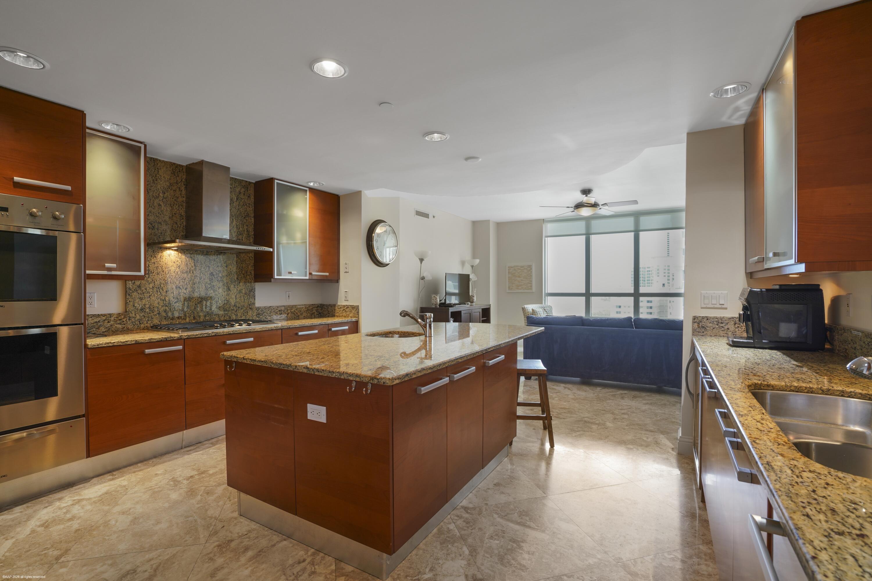 3800 N Ocean Drive 1450 Property Photo 22