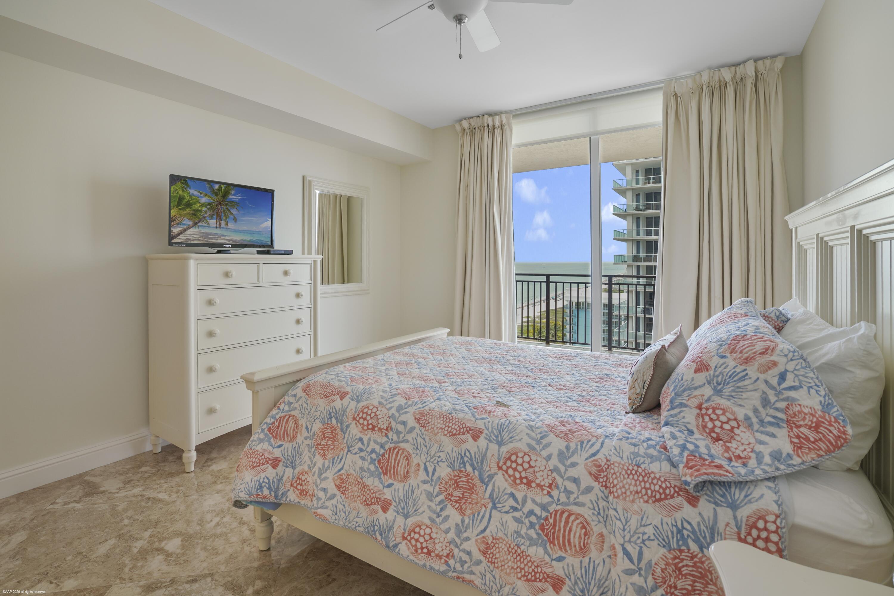 3800 N Ocean Drive 1450 Property Photo 38