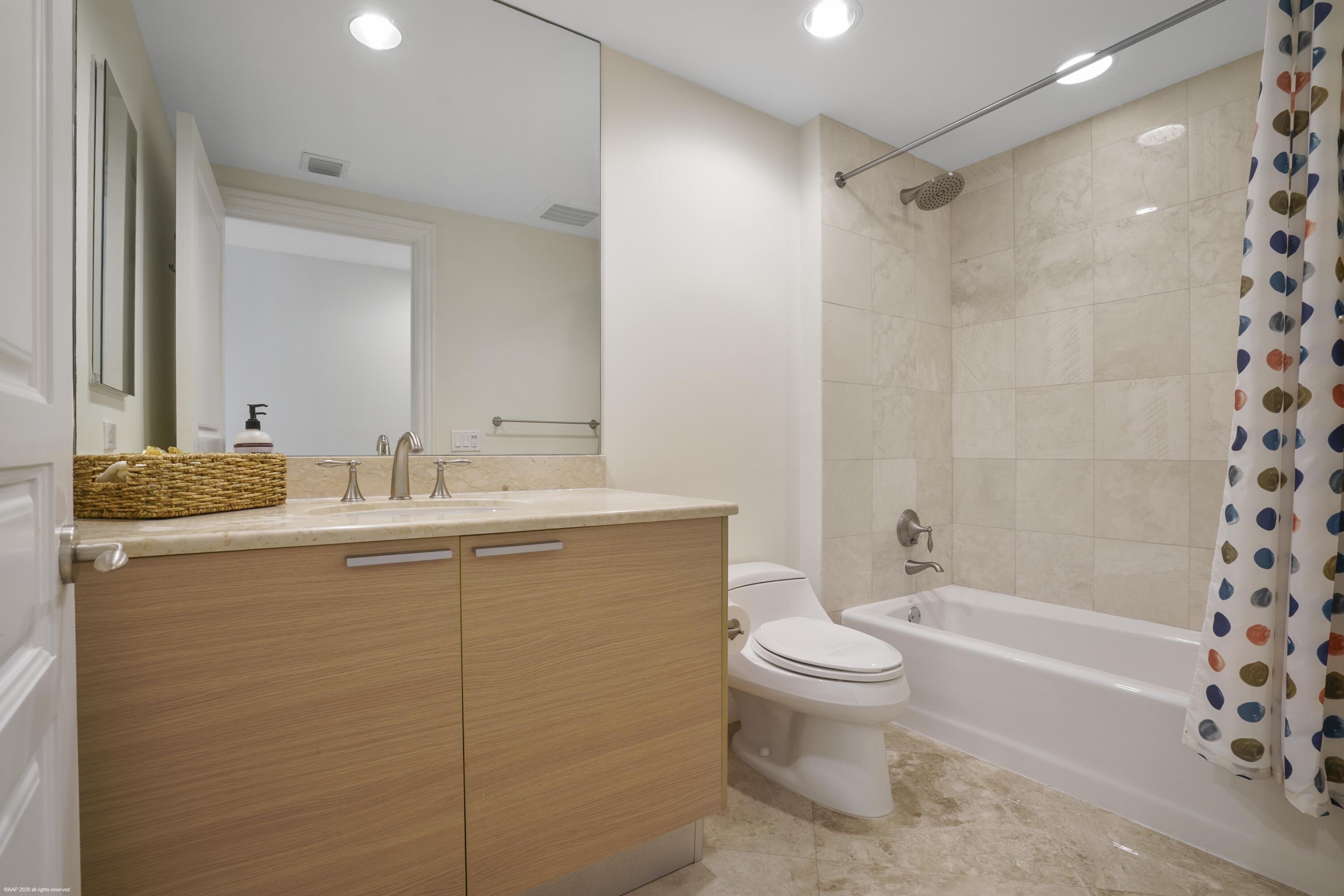 3800 N Ocean Drive 1450 Property Photo 40