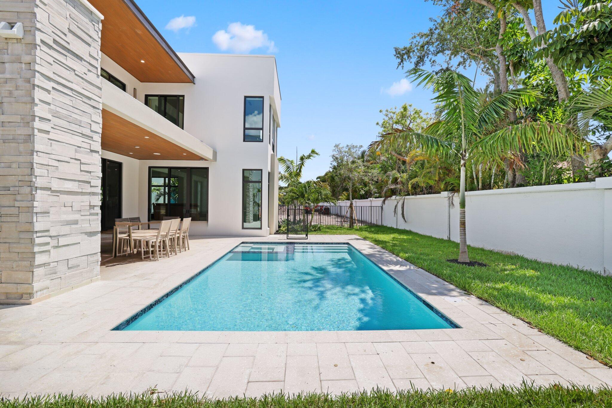 16733 Mosaic Place Property Photo 30