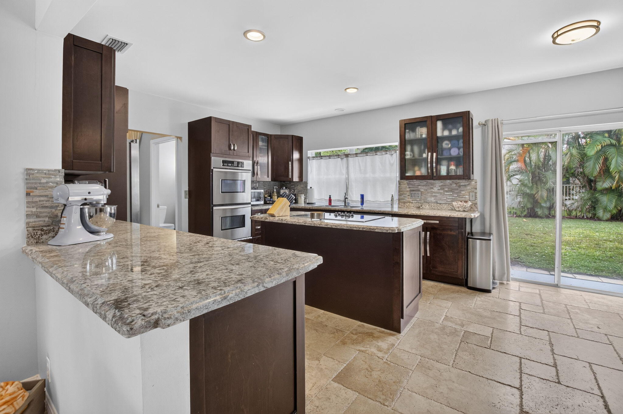 3870 Sabal Lakes Road Property Photo 7