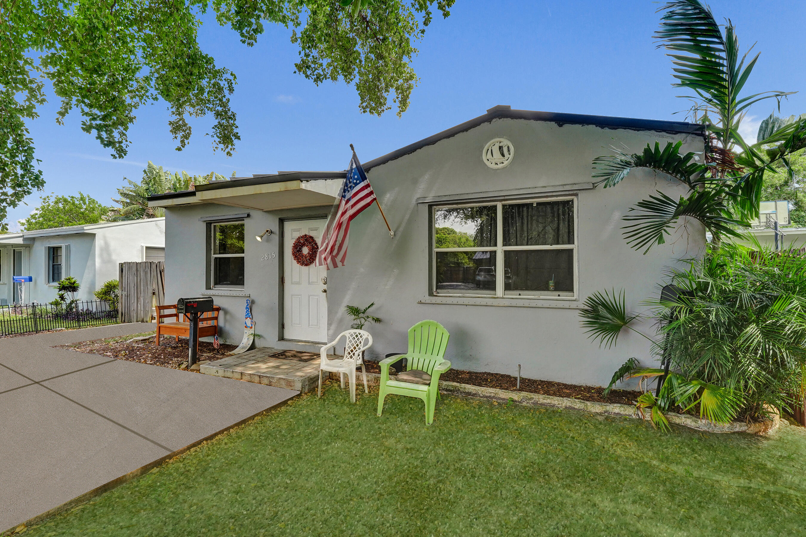 2815 ADAMS Street Property Photo 1