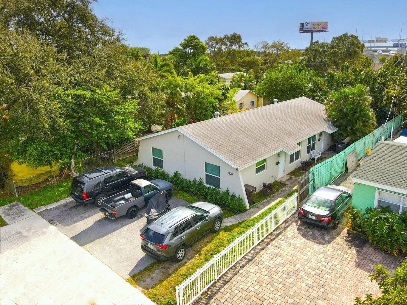 1320 Wellington Street B Property Photo 2