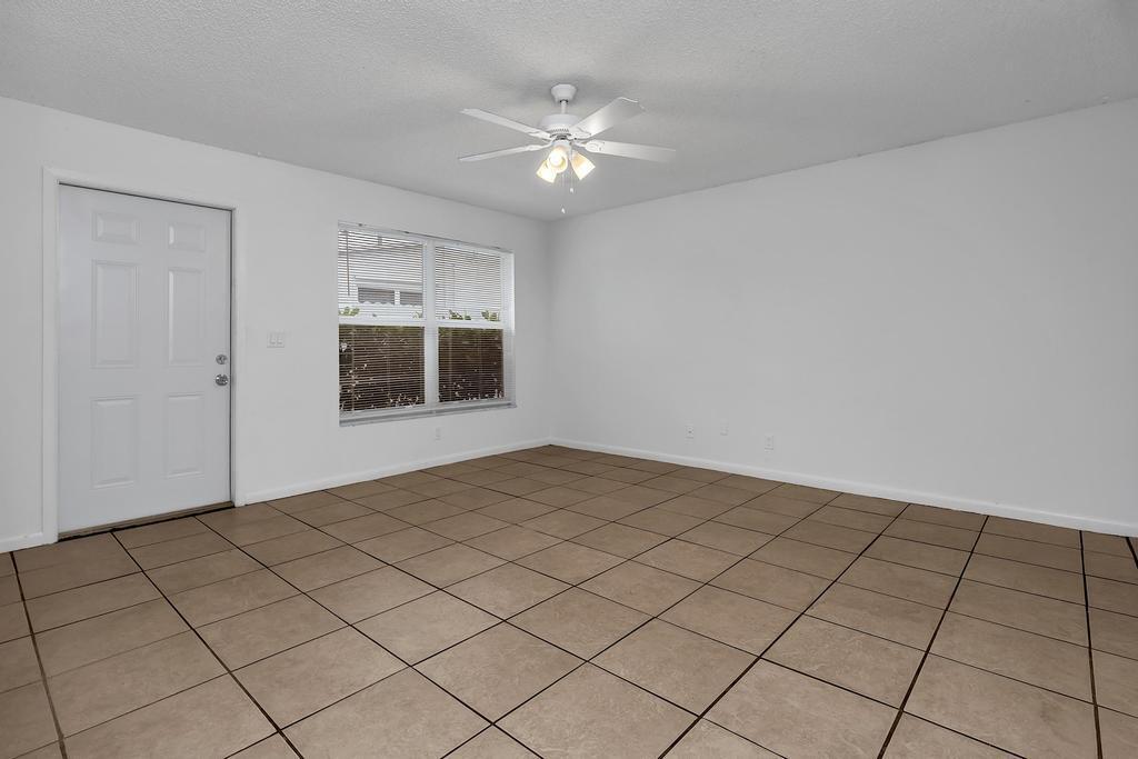 1320 Wellington Street B Property Photo 6