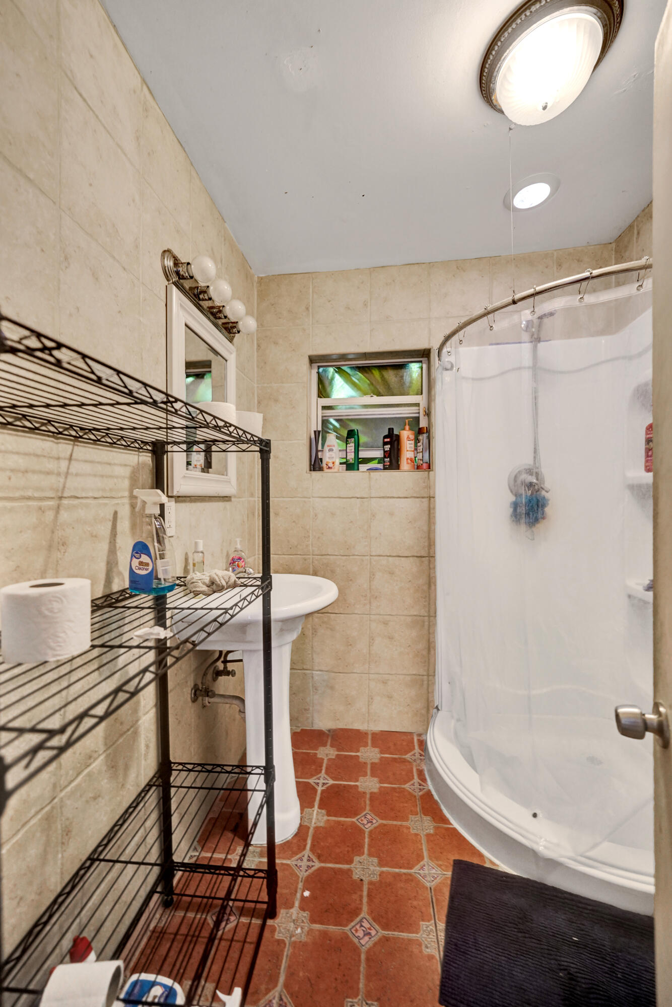 2442 Funston Street Property Photo 10