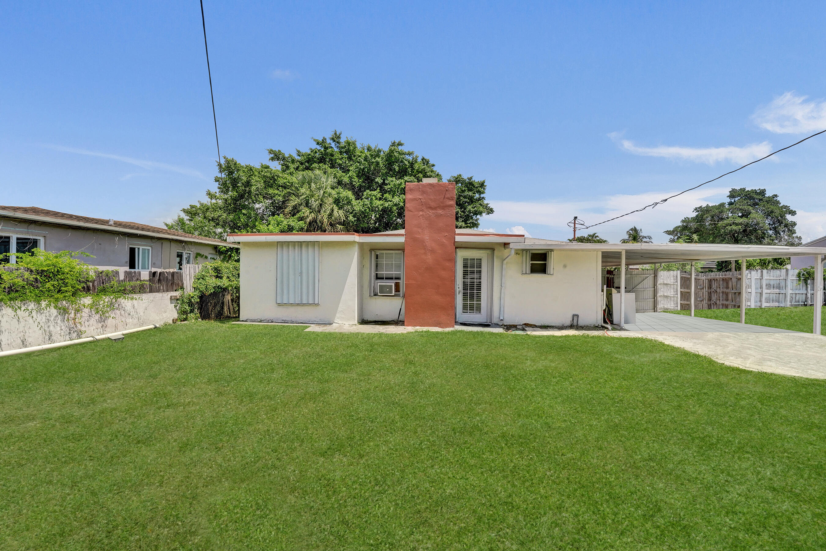 2442 Funston Street Property Photo 13