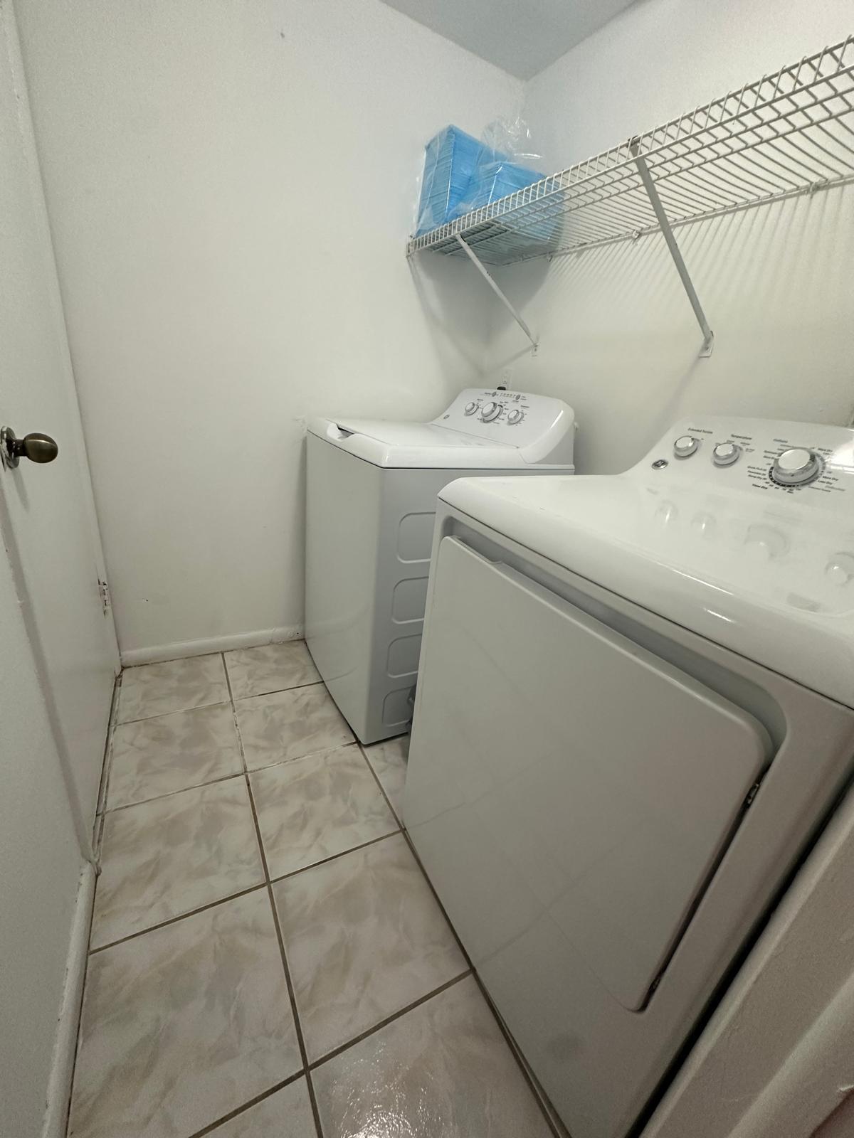 2100 White Pine Circle D Property Photo 13