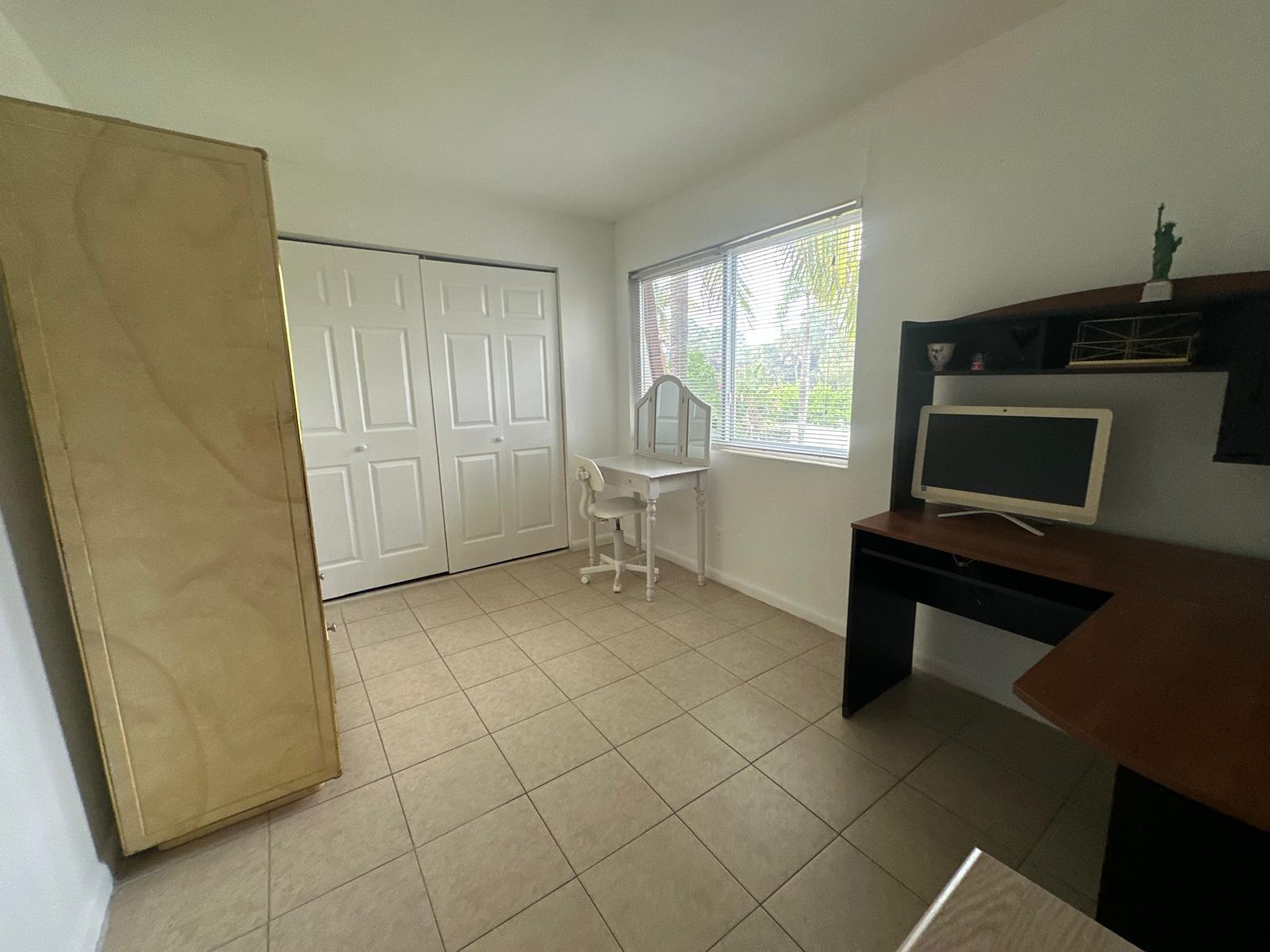 2100 White Pine Circle D Property Photo 30