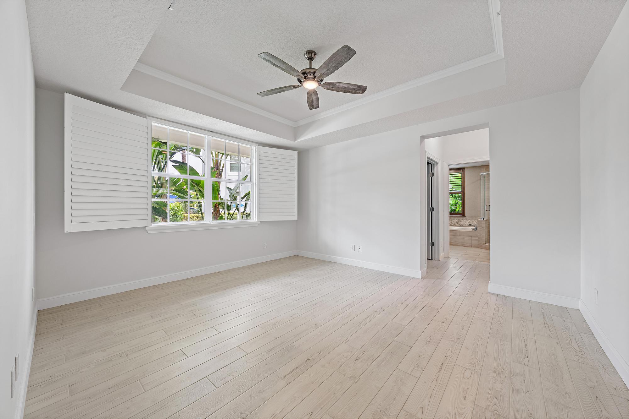 411 Bay Colony Drive N Property Photo 13