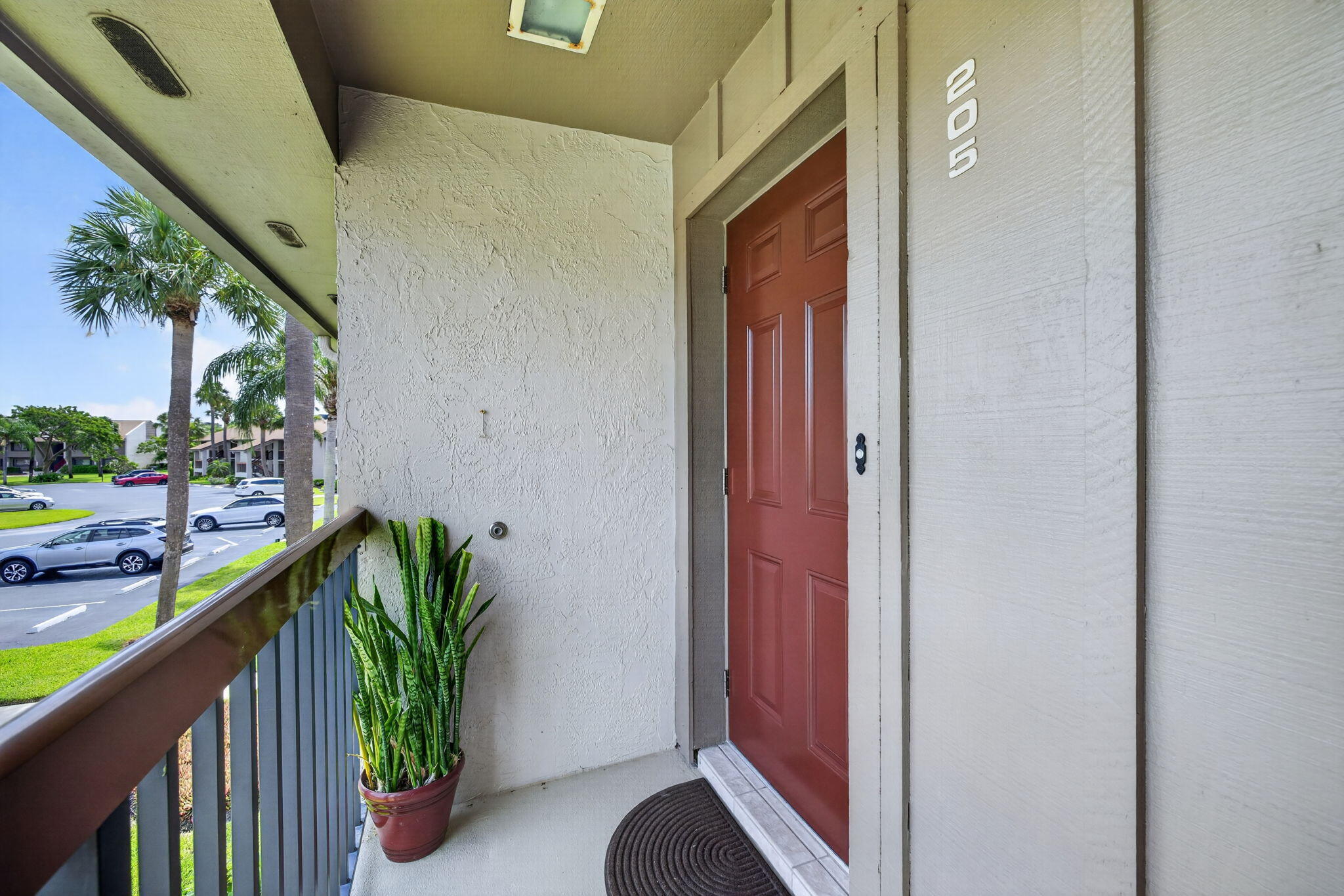 1600 Ne Dixie Highway 10-205 Property Photo 4