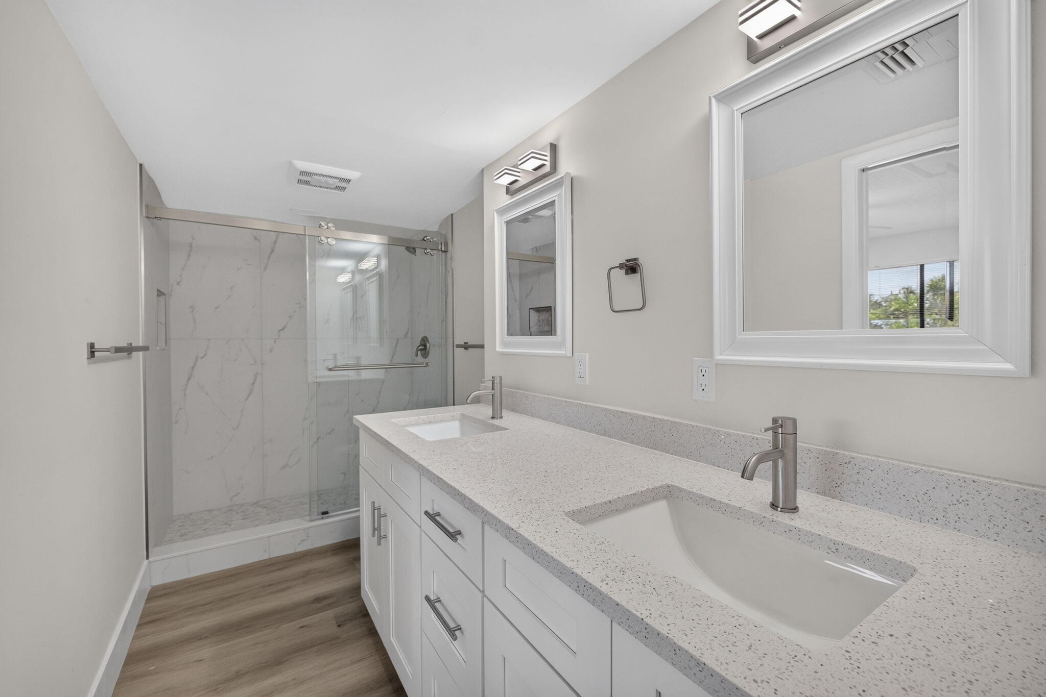 1600 Ne Dixie Highway 10-205 Property Photo 21